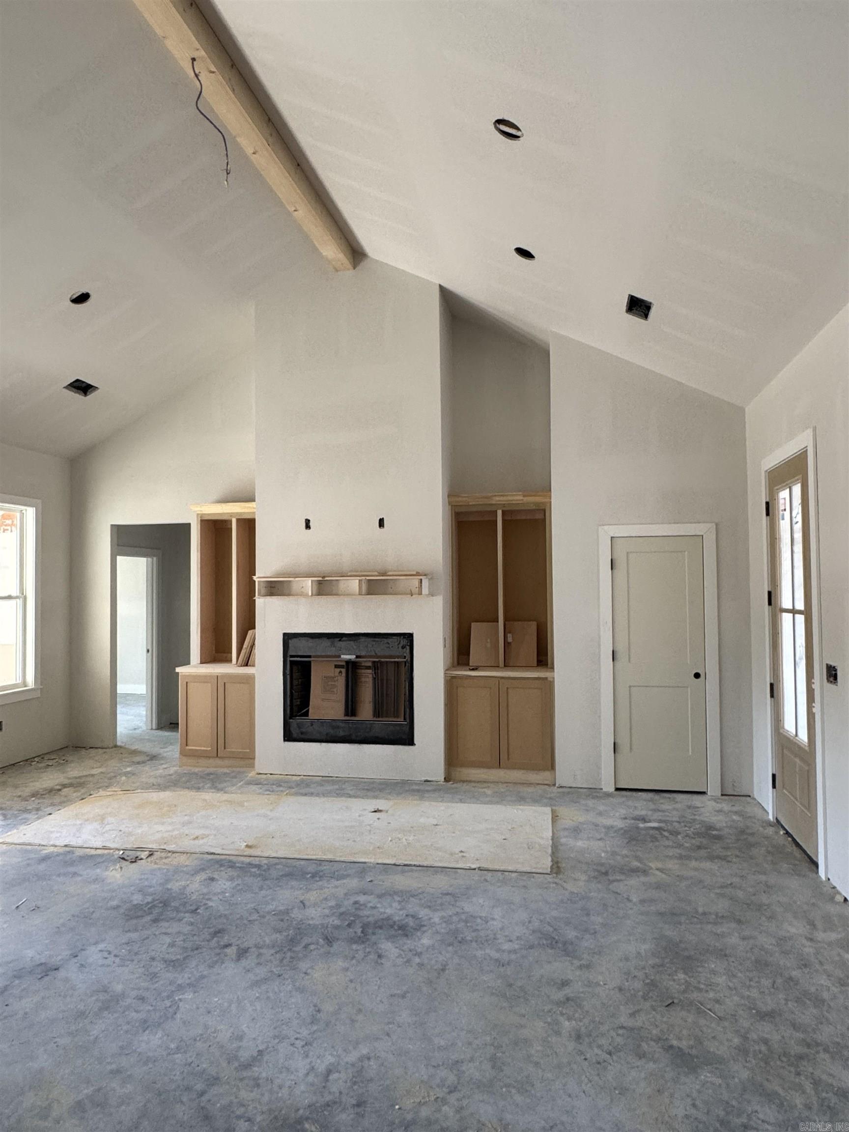 ALTA VISTA - Residential