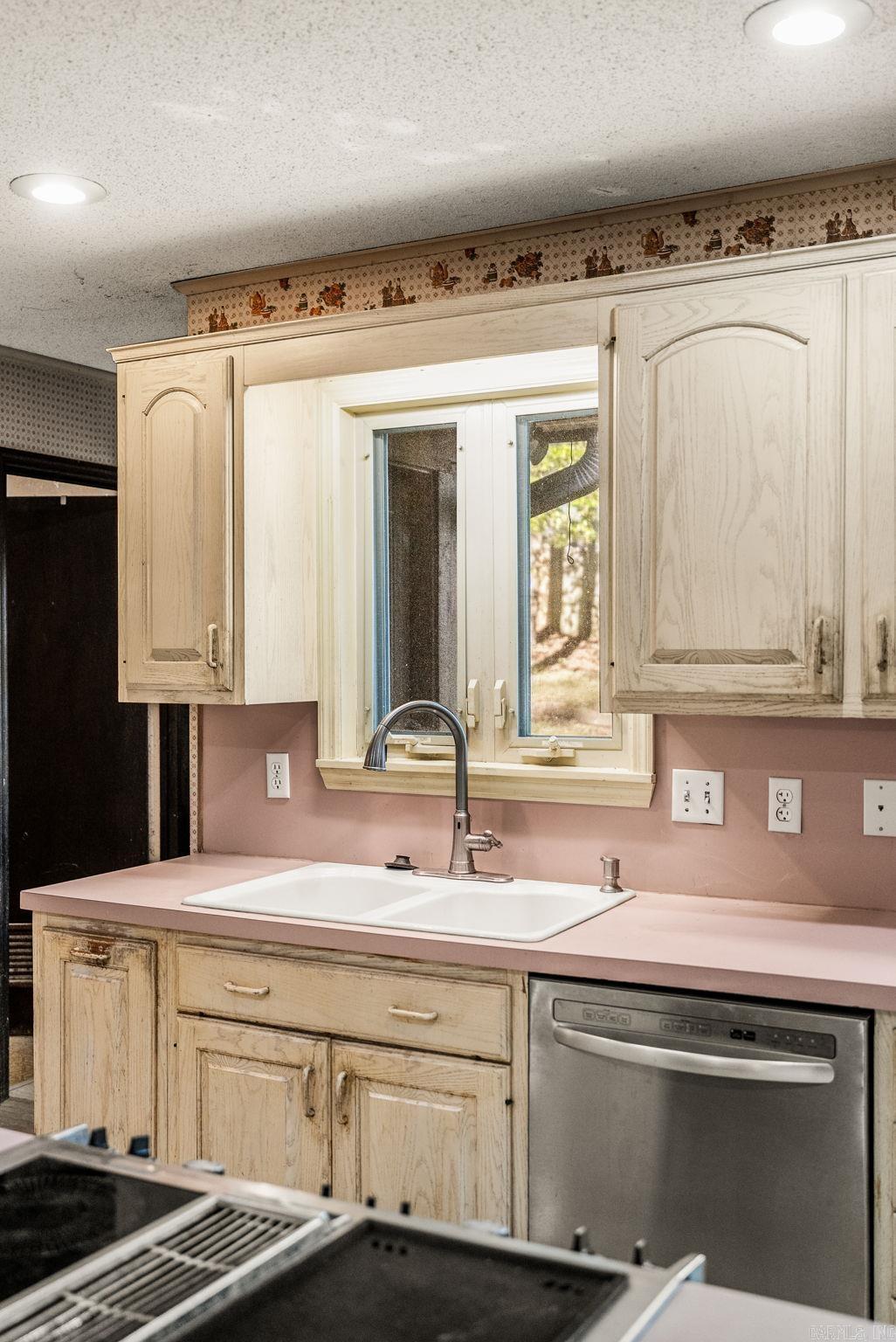 WALNUT VALLEY - Residential