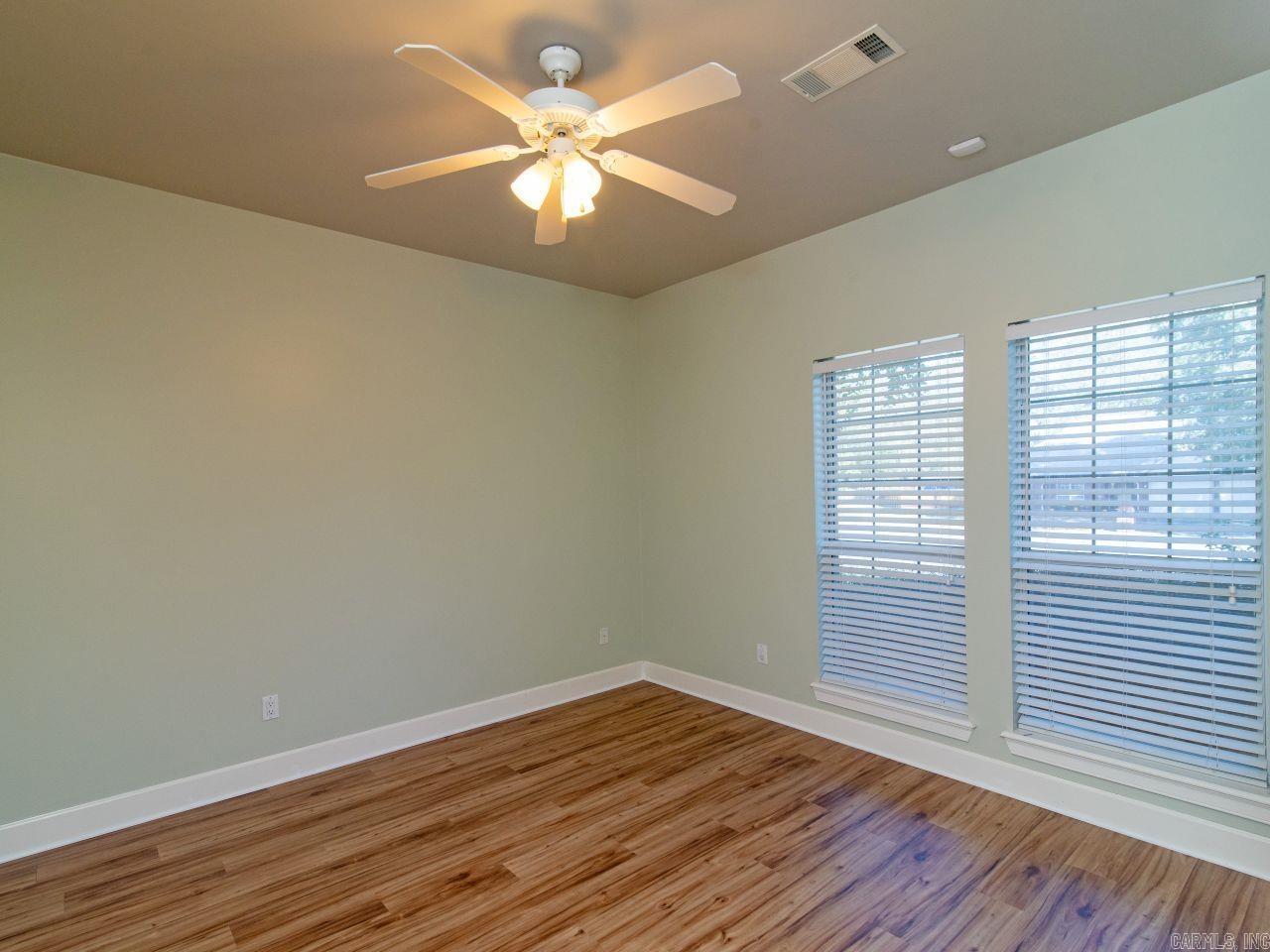 WINDCREST - Residential