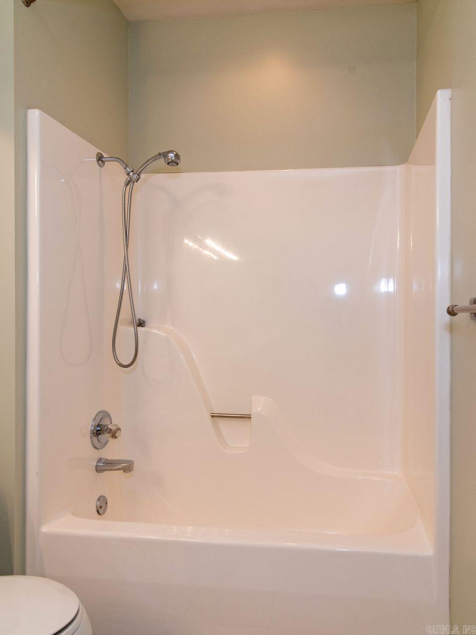 WINDCREST - Residential