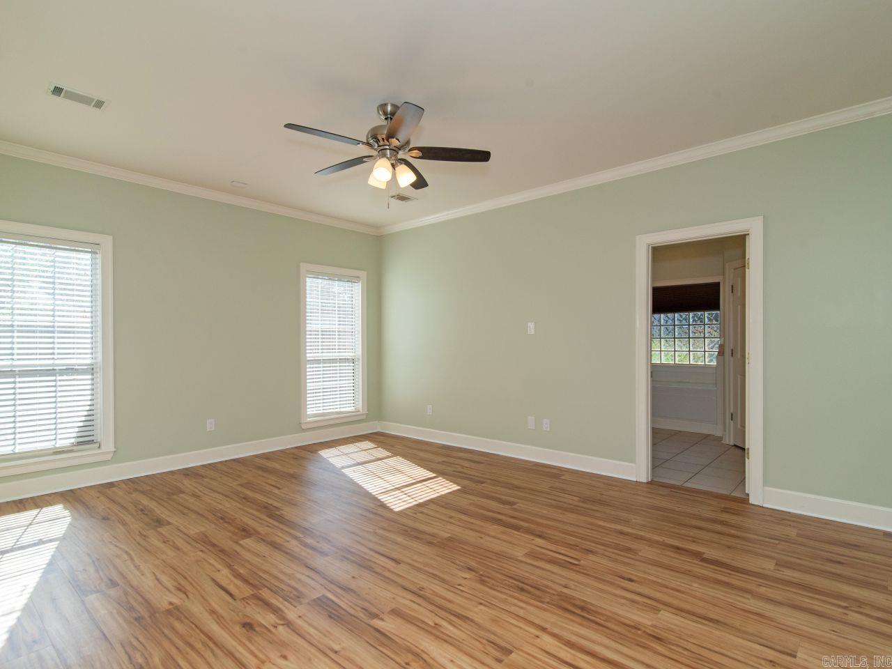 WINDCREST - Residential