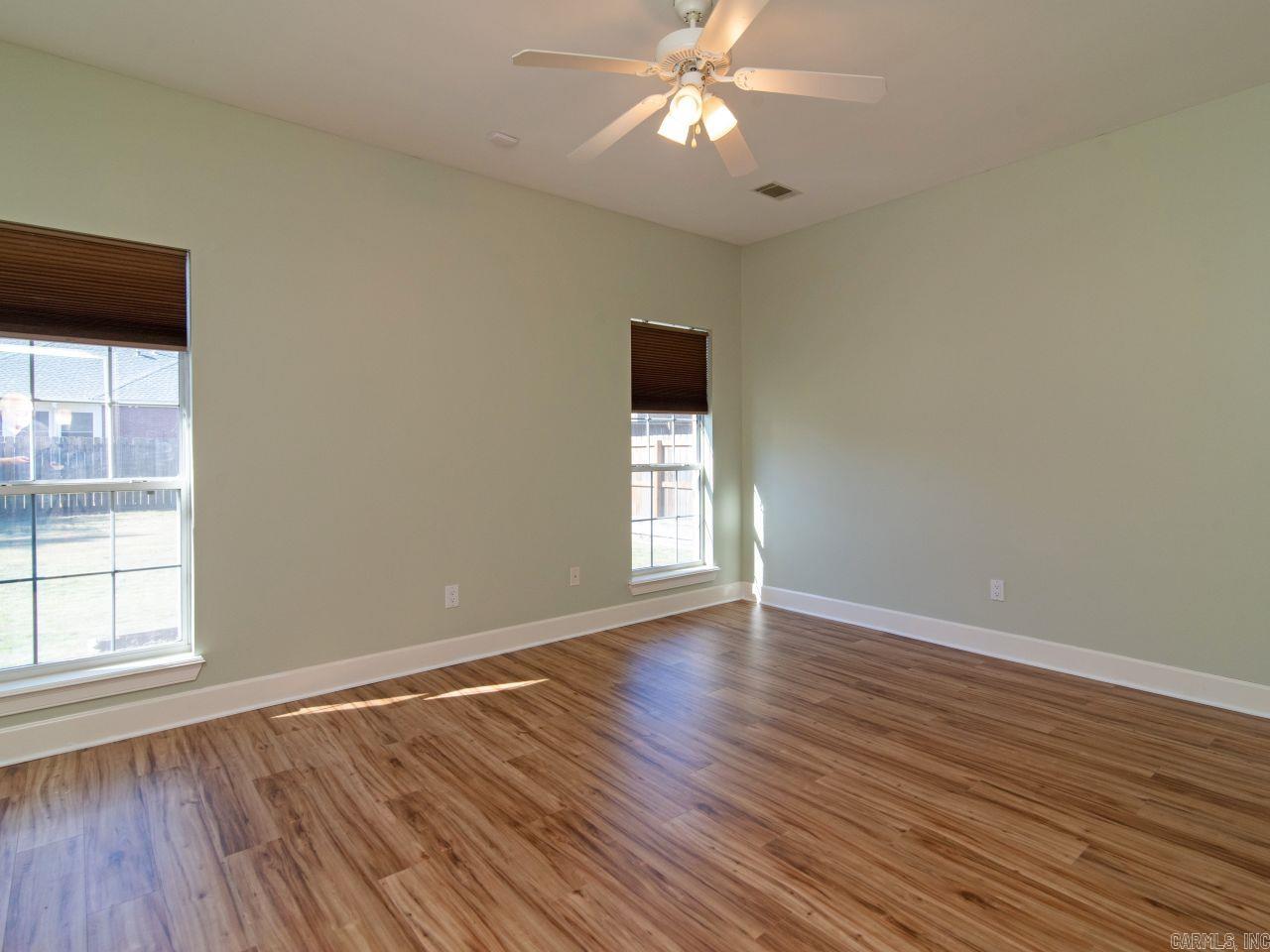 WINDCREST - Residential