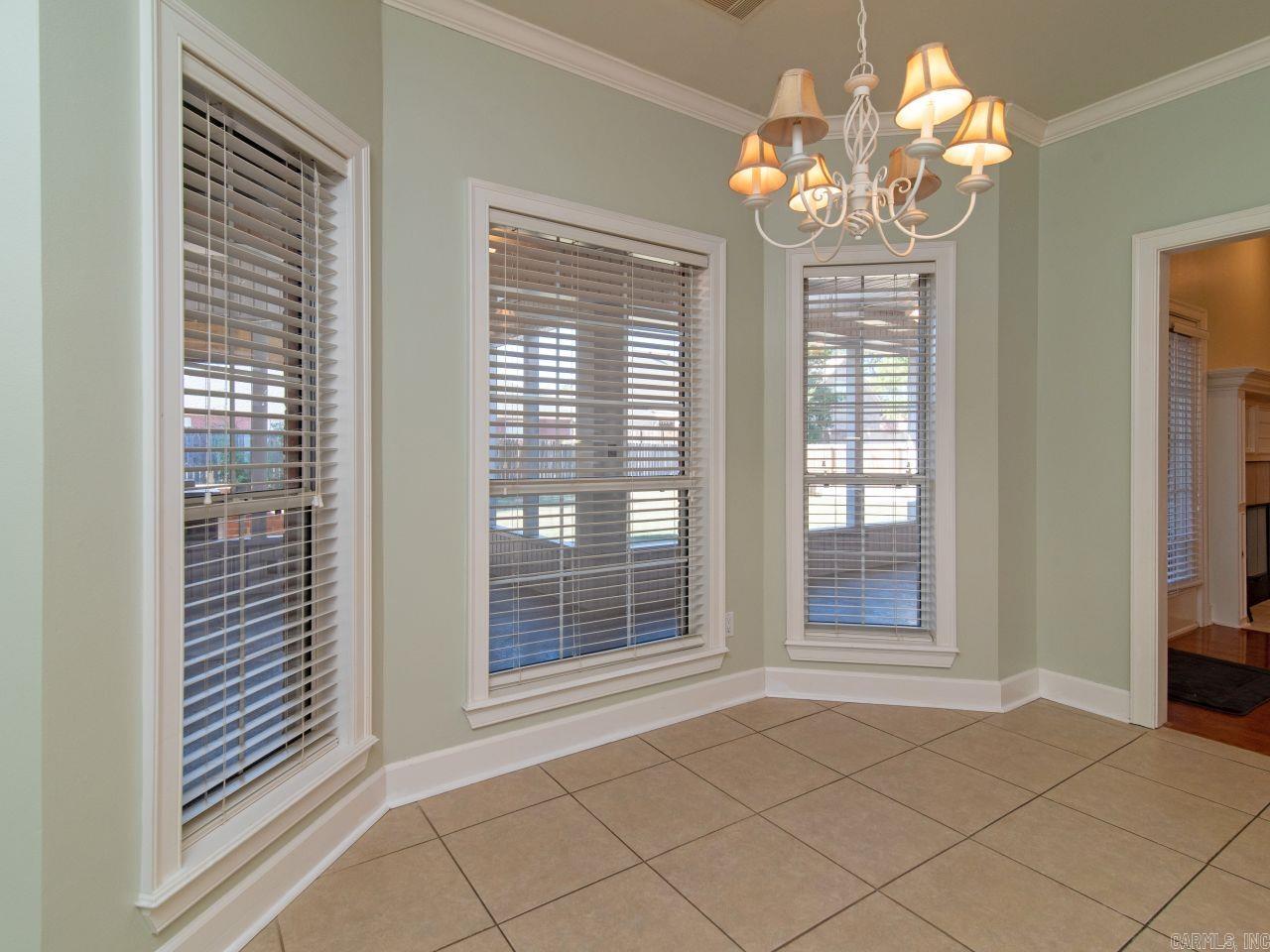 WINDCREST - Residential