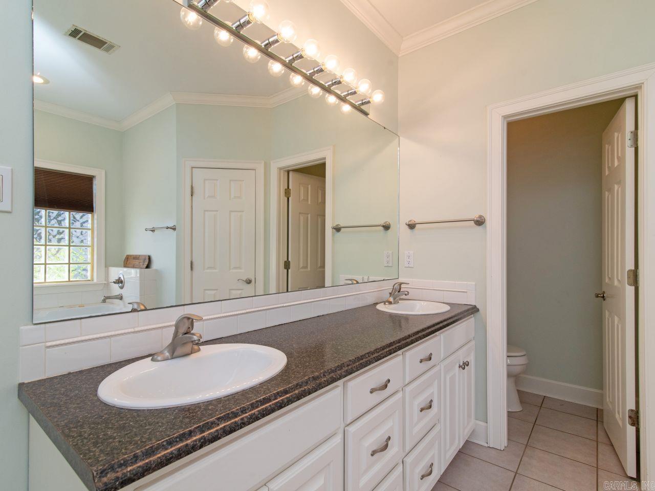 WINDCREST - Residential