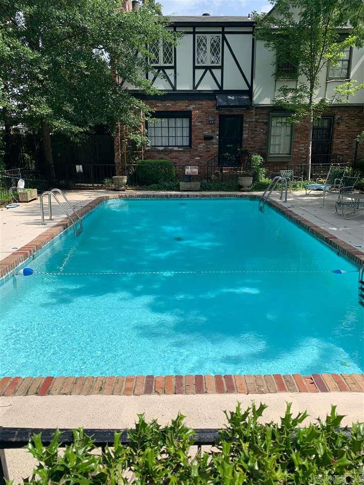 Stratford Court HPR - Residential Lease