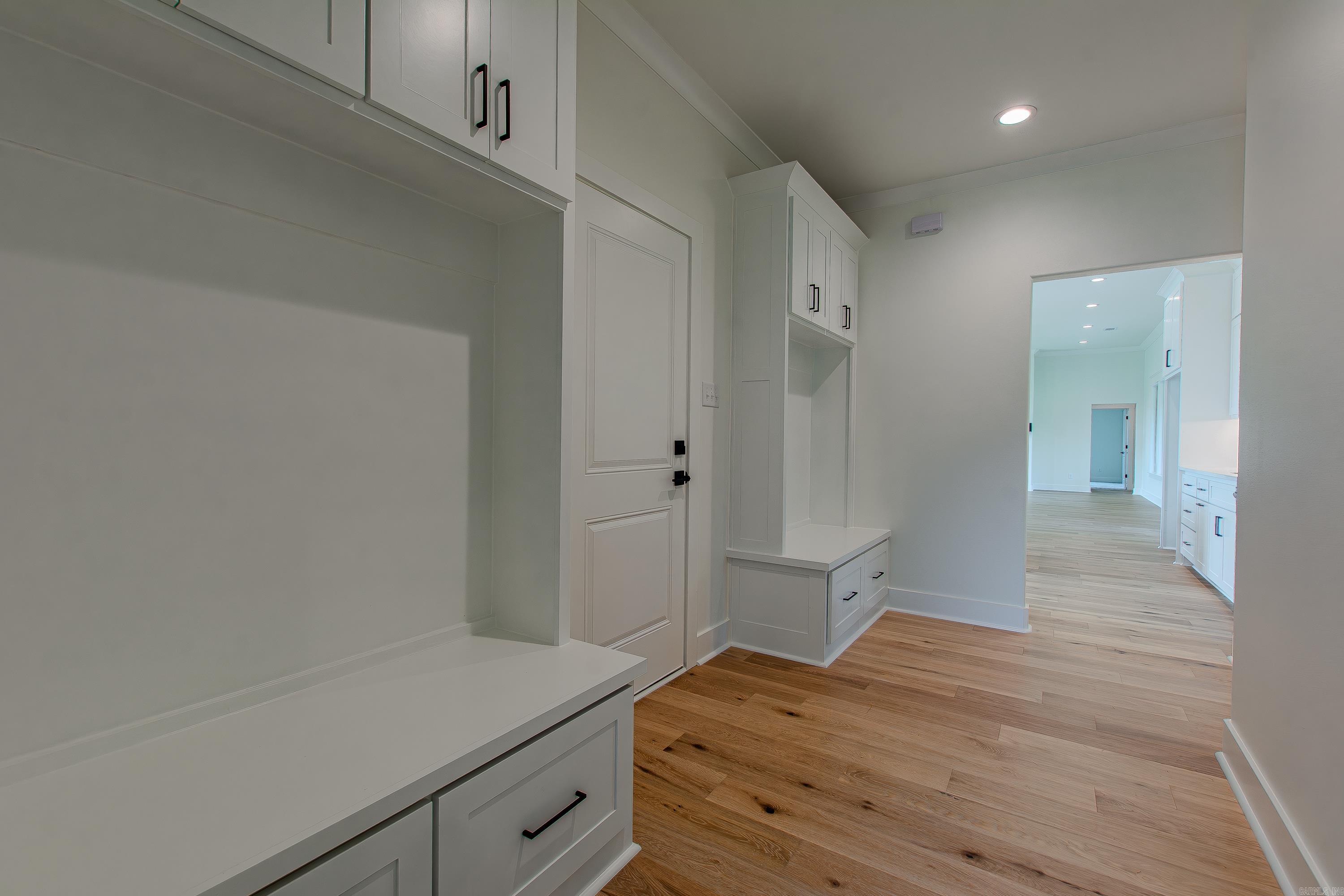 OLDE SALEM TOWNSHIP - Residential