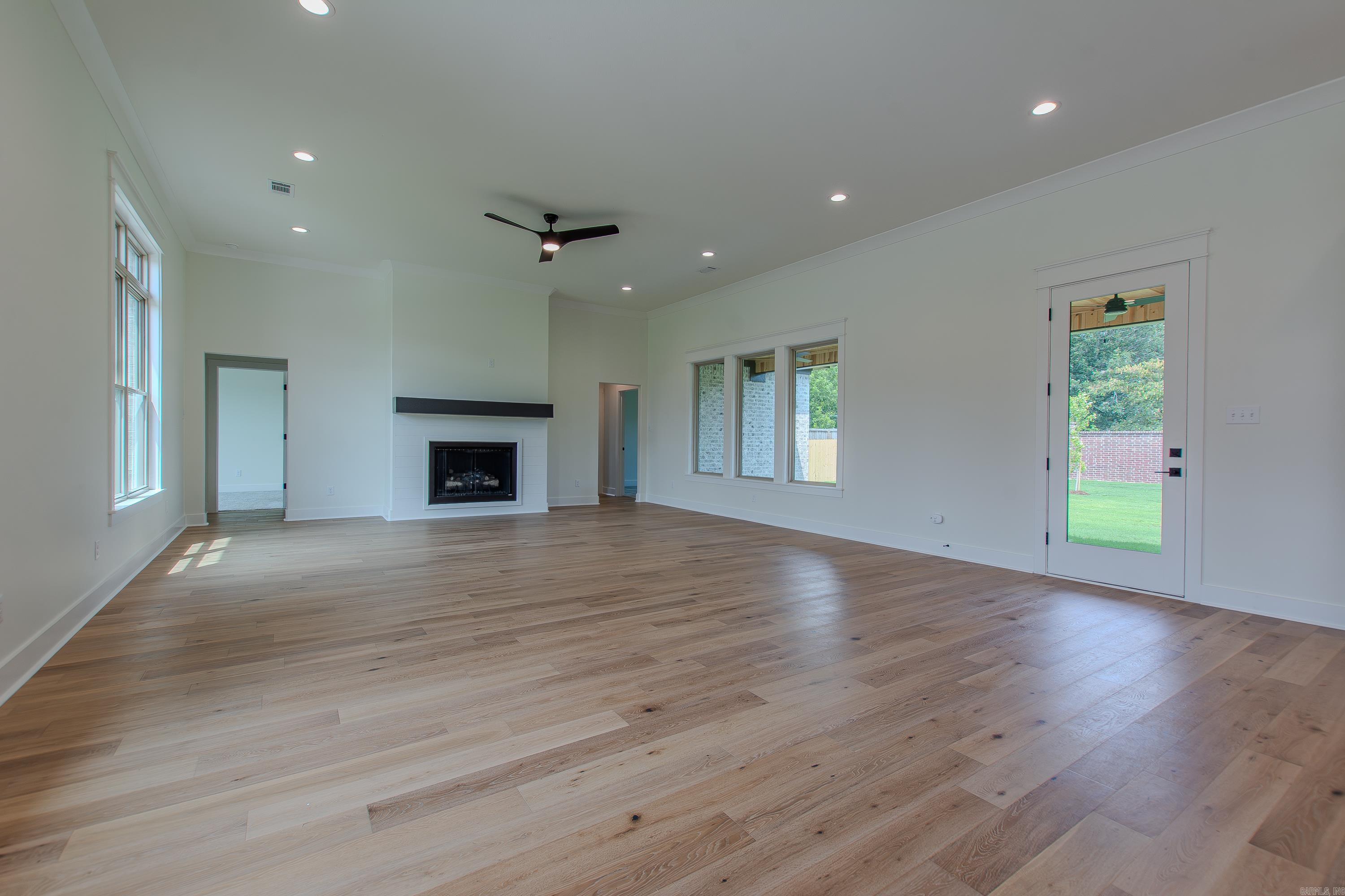 OLDE SALEM TOWNSHIP - Residential