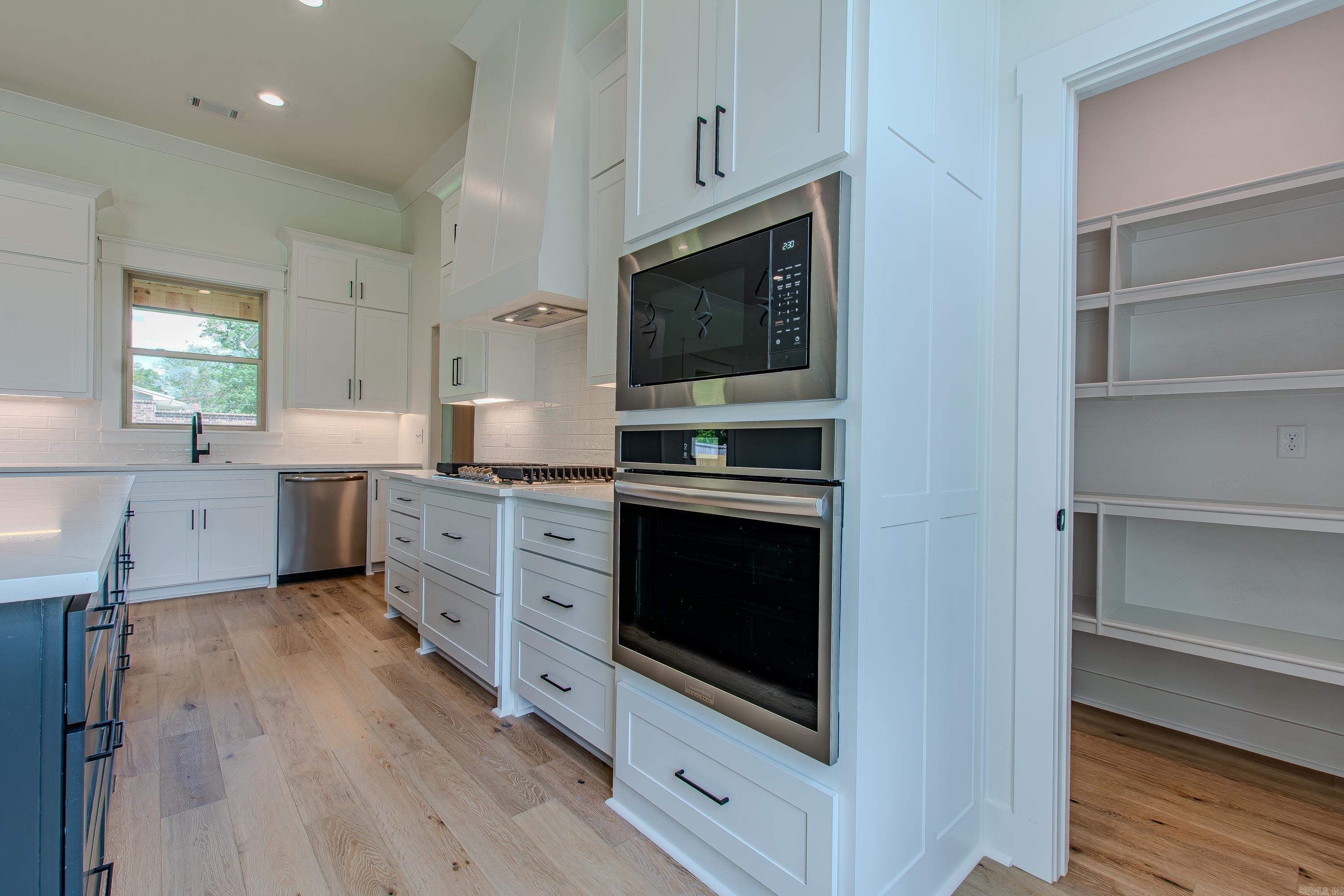 OLDE SALEM TOWNSHIP - Residential