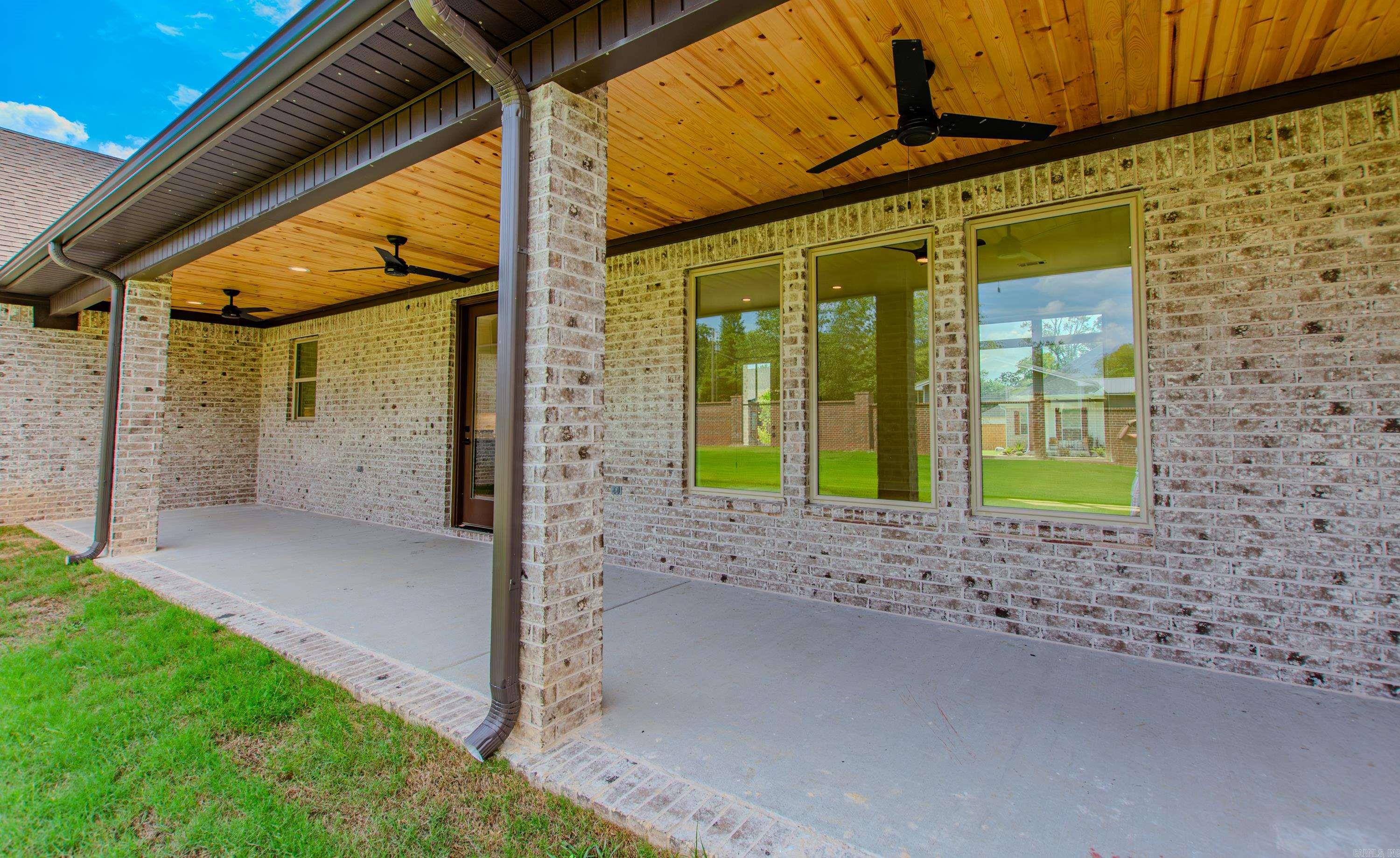 OLDE SALEM TOWNSHIP - Residential