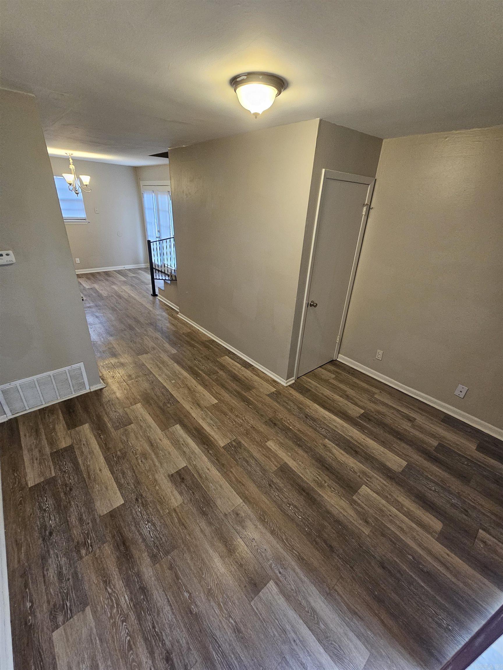 Sachs Suburban - Residential Lease