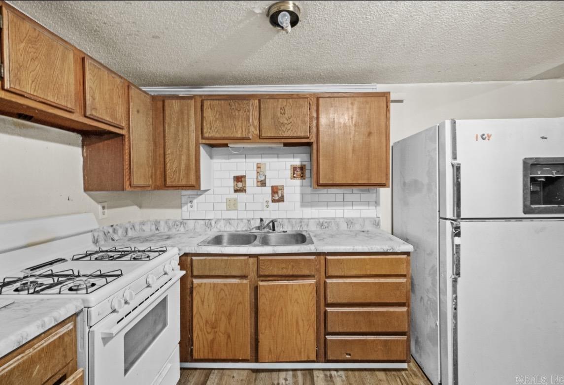 Metes & Bounds - Residential Income