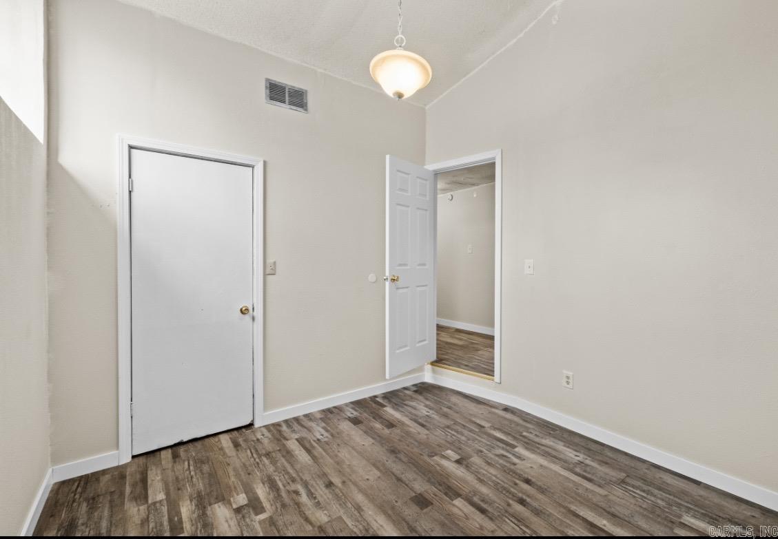 Metes & Bounds - Residential Income