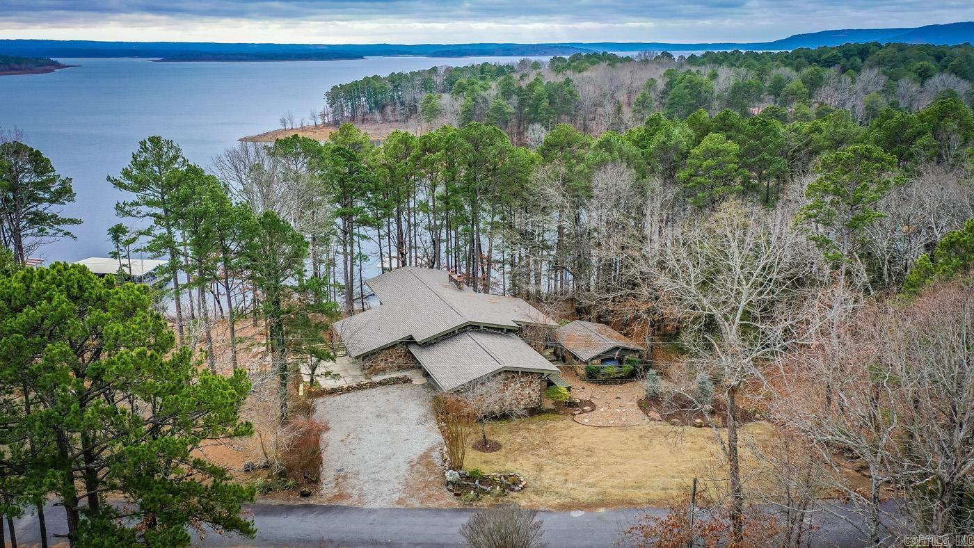 TWIN COVE ESTATES - LAKE - Residential