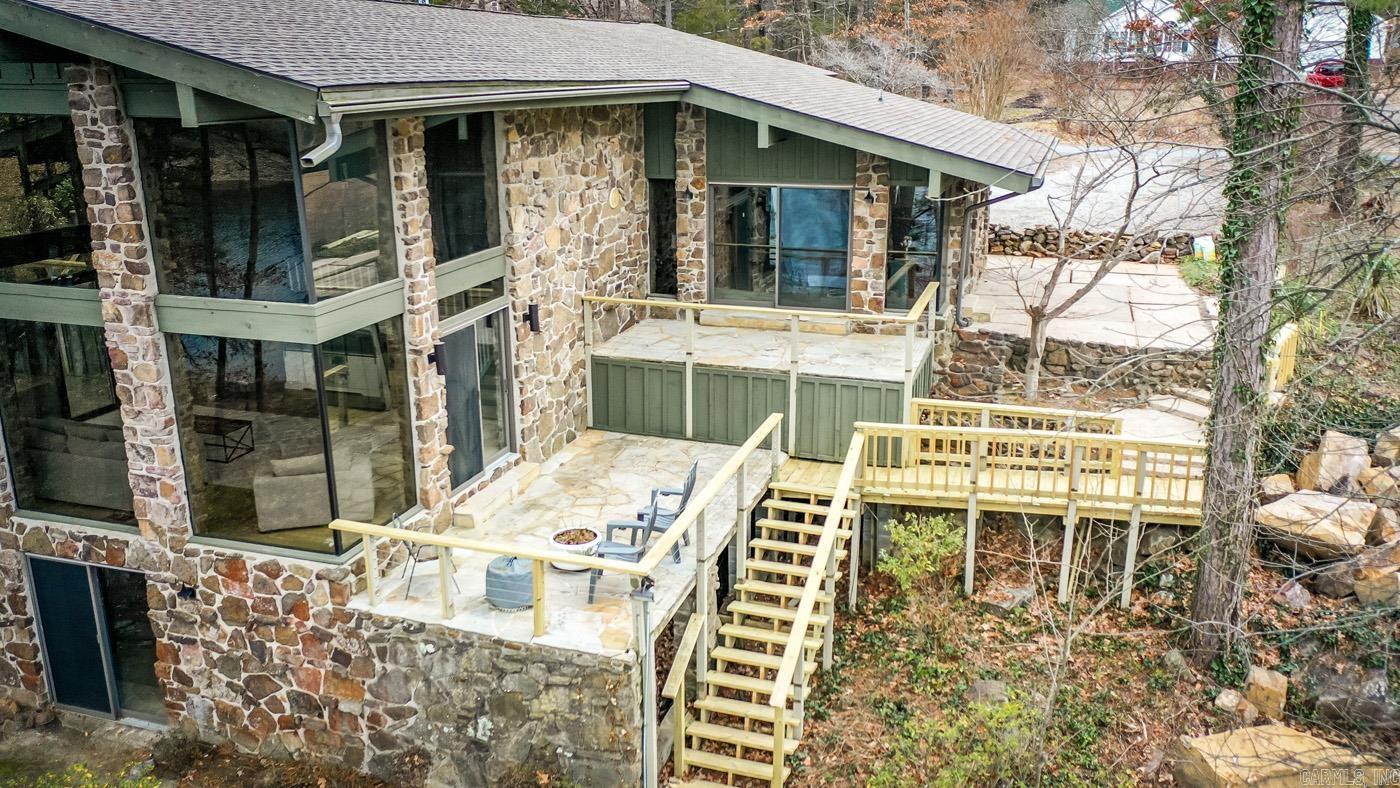 TWIN COVE ESTATES - LAKE - Residential