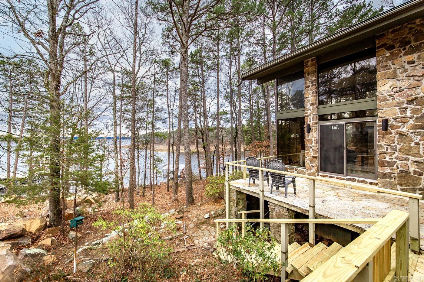 TWIN COVE ESTATES - LAKE - Residential