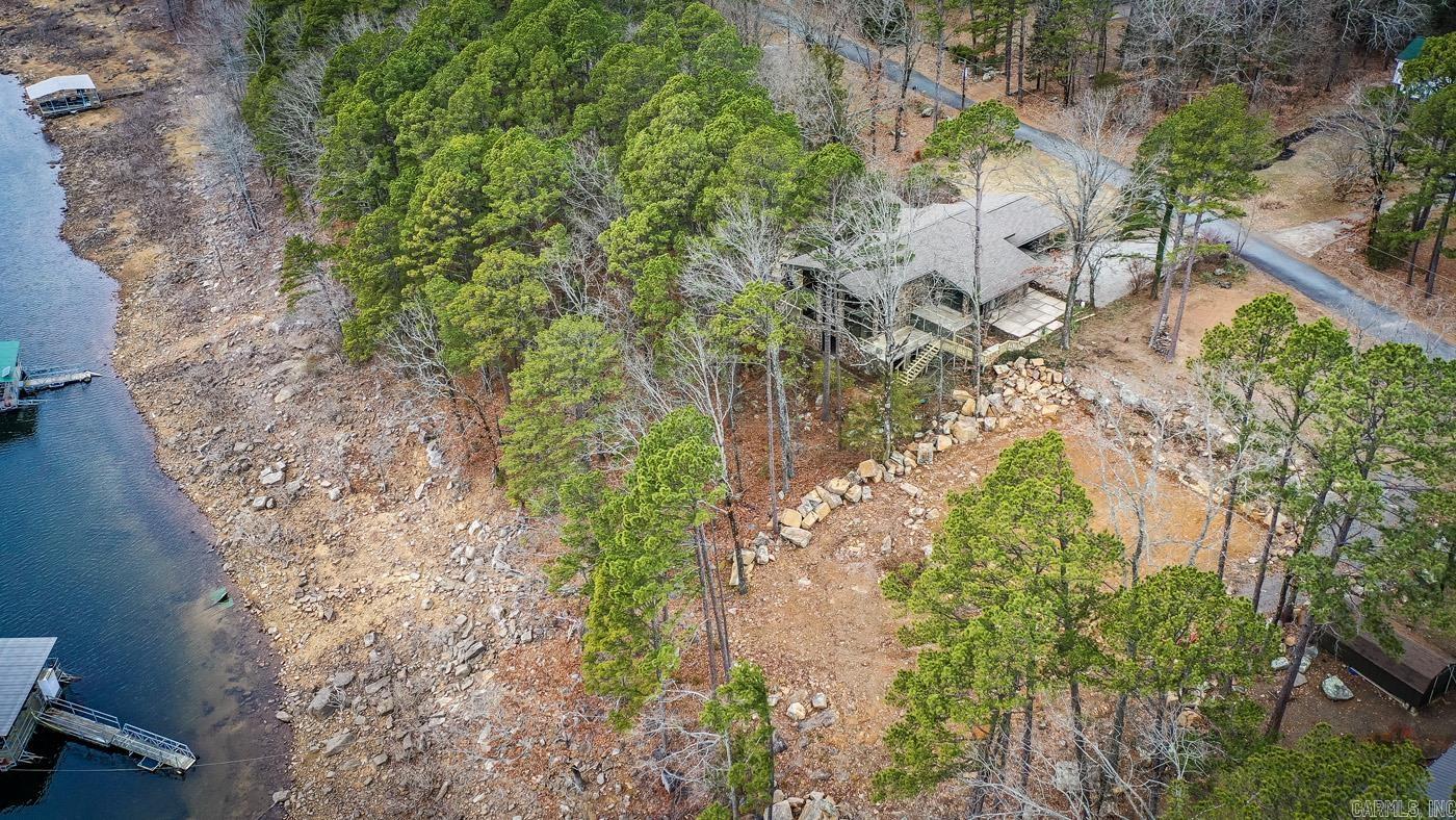 TWIN COVE ESTATES - LAKE - Residential