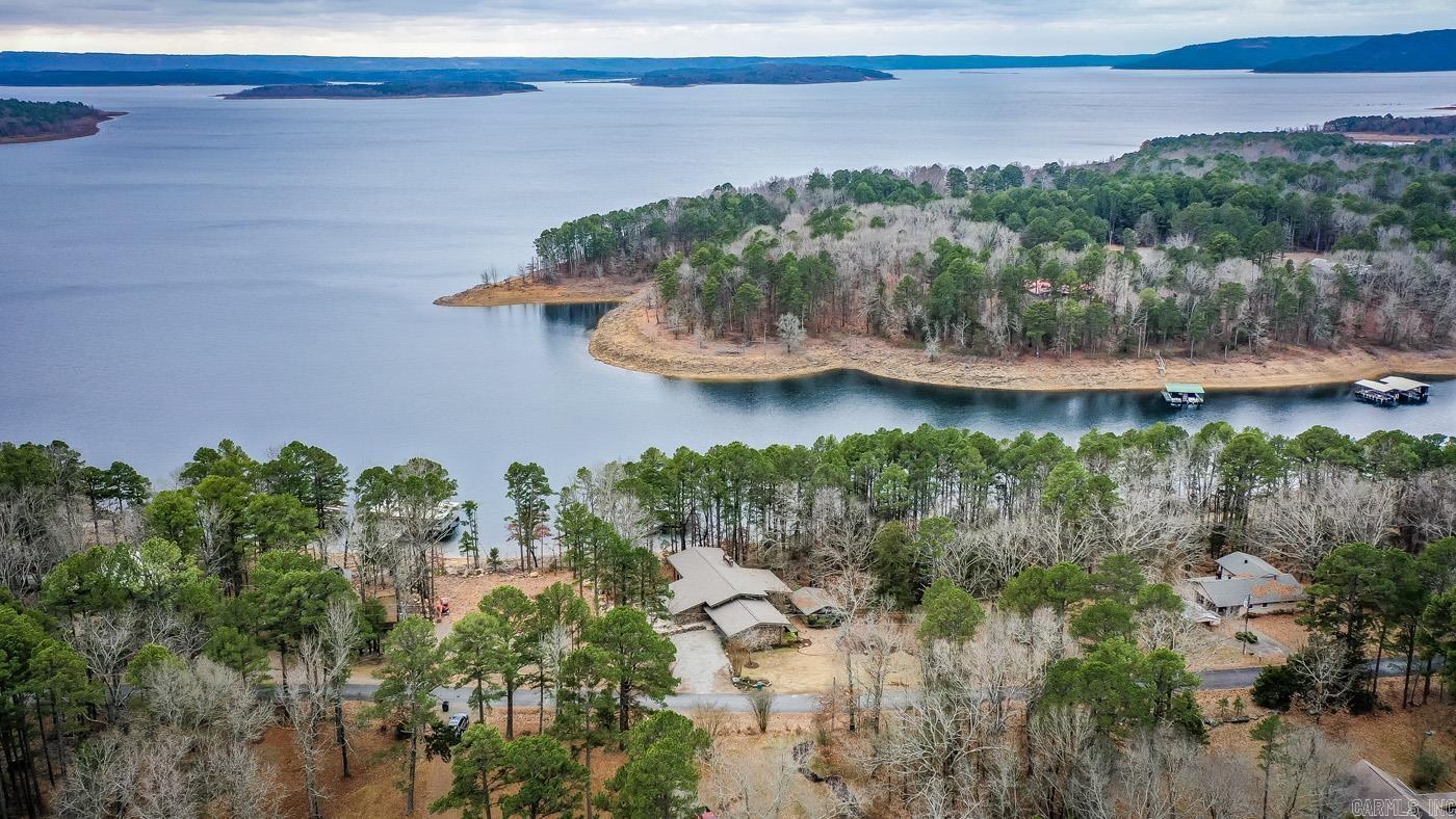 TWIN COVE ESTATES - LAKE - Residential