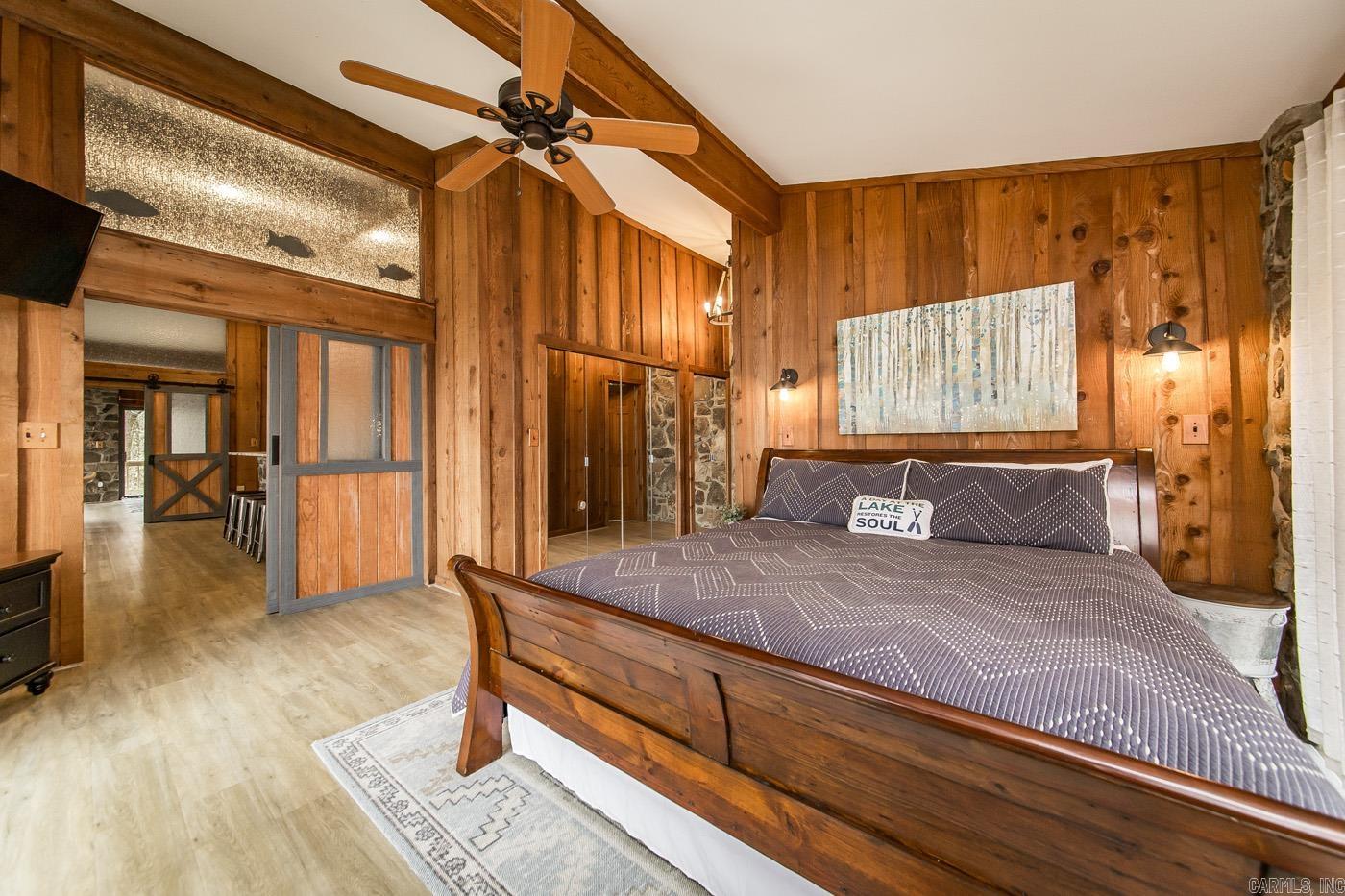 TWIN COVE ESTATES - LAKE - Residential