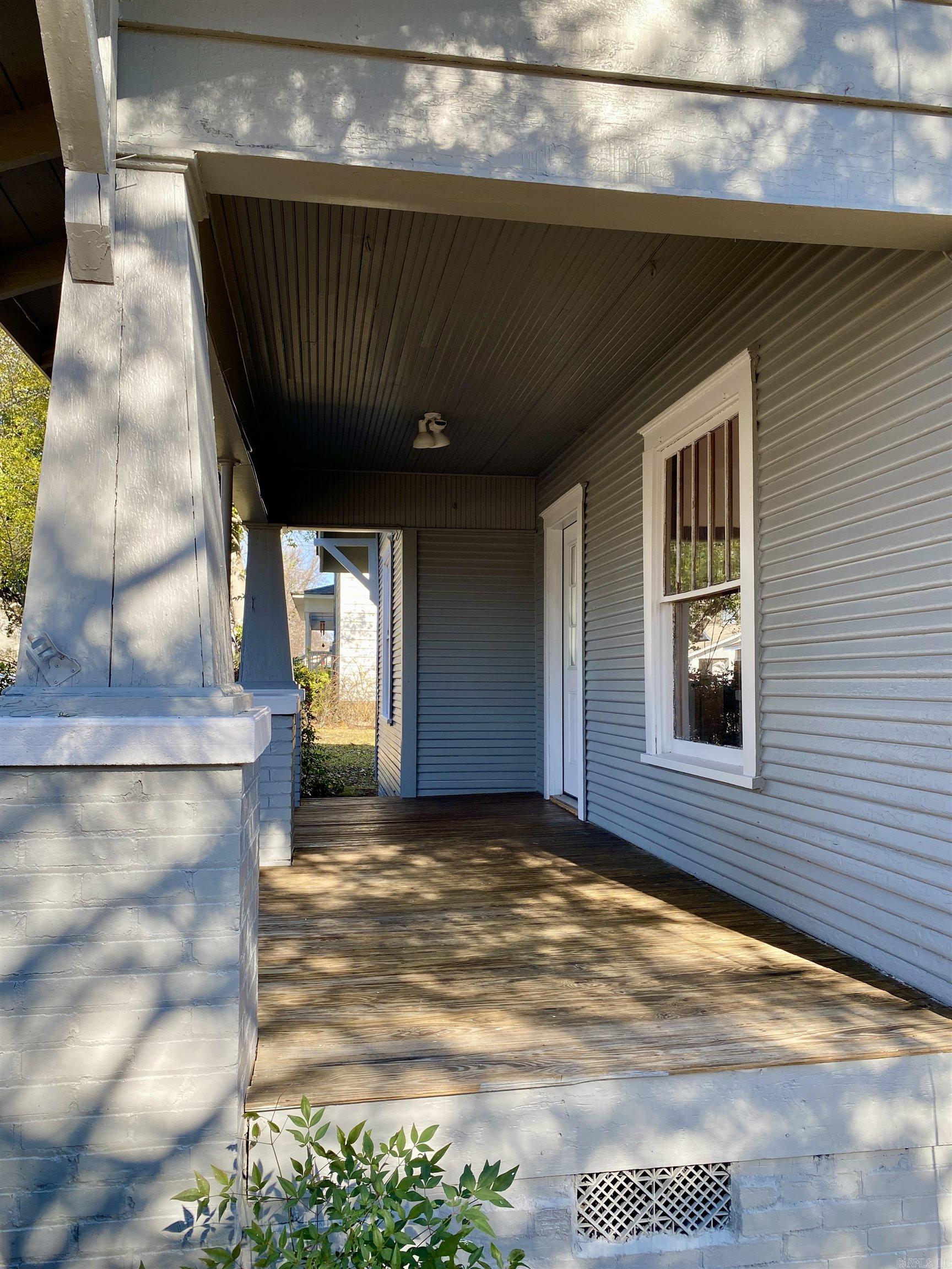 Outlots C 32-10-23 - Residential