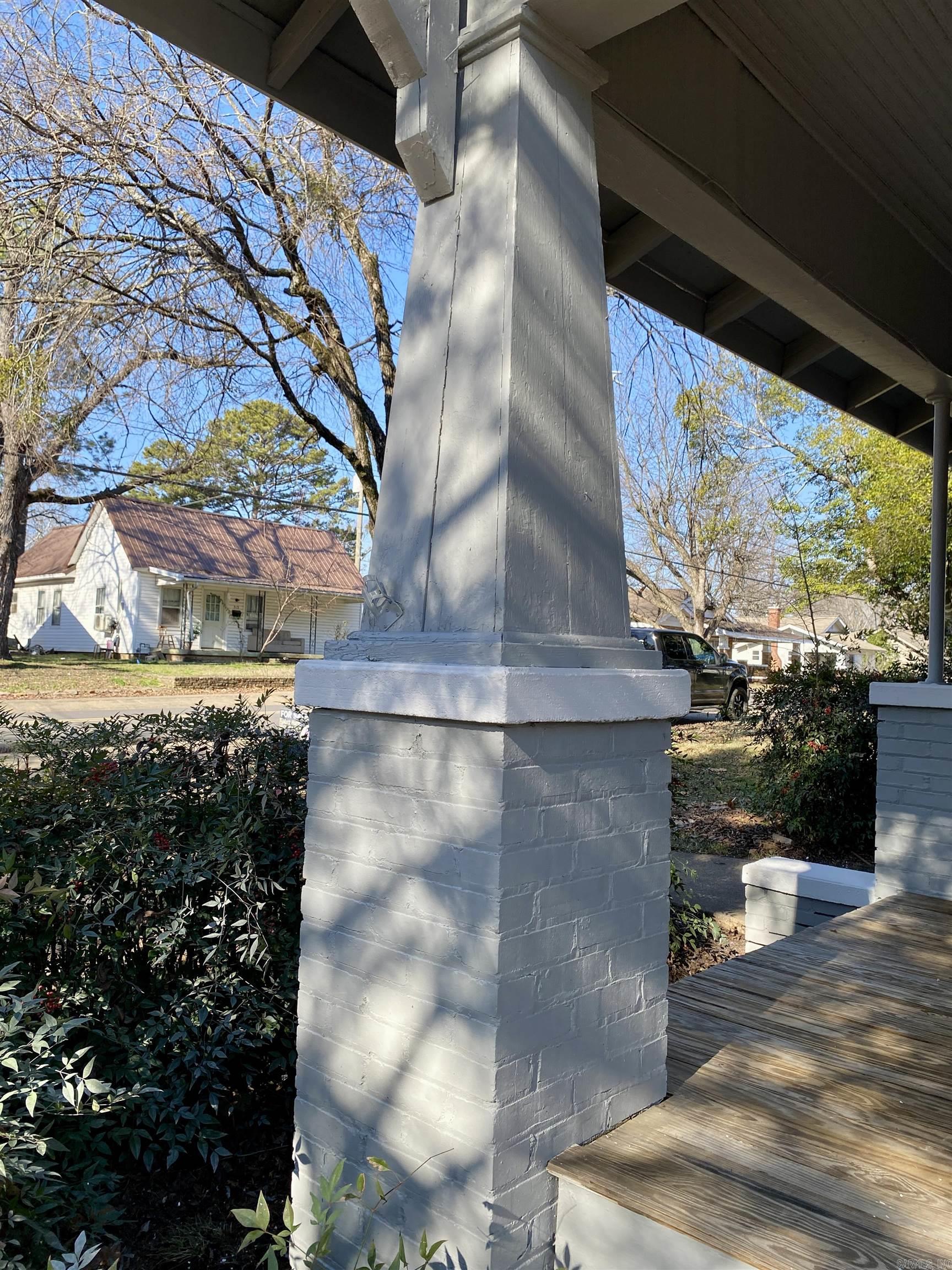 Outlots C 32-10-23 - Residential