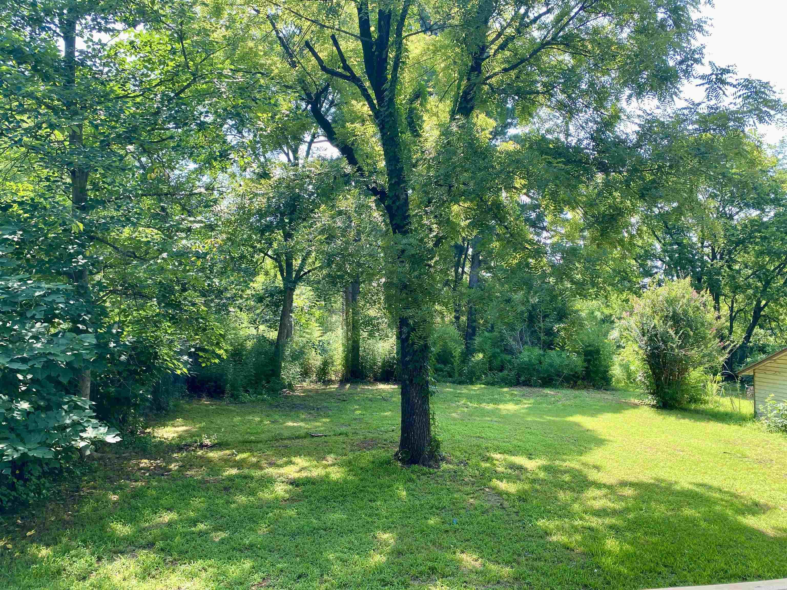 Outlots C 32-10-23 - Residential