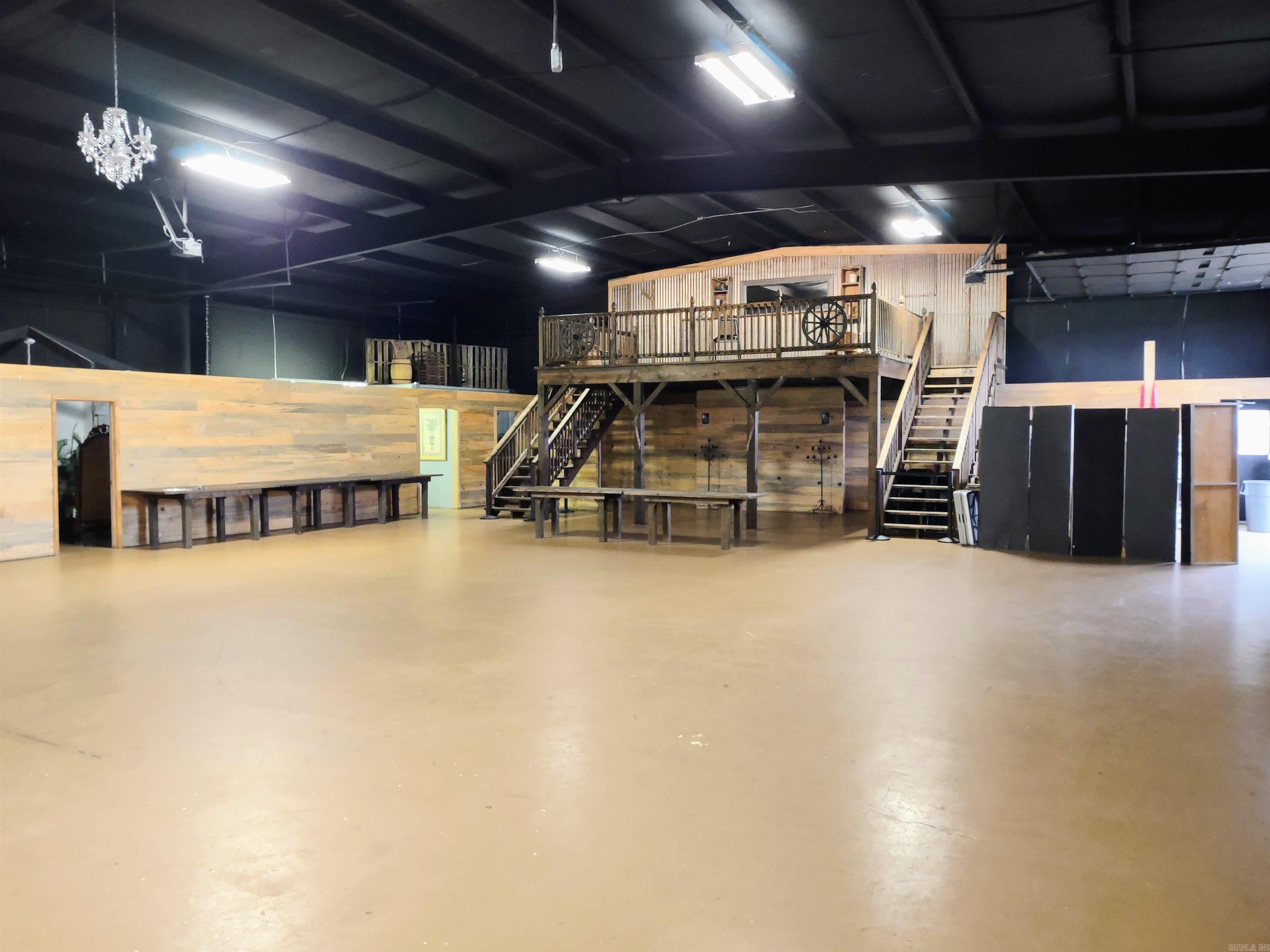 Metes & Bounds - Commercial Sale