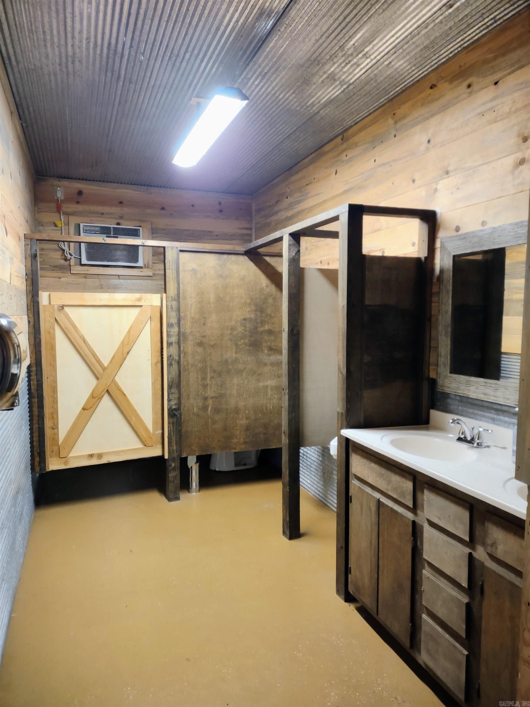 Metes & Bounds - Commercial Sale