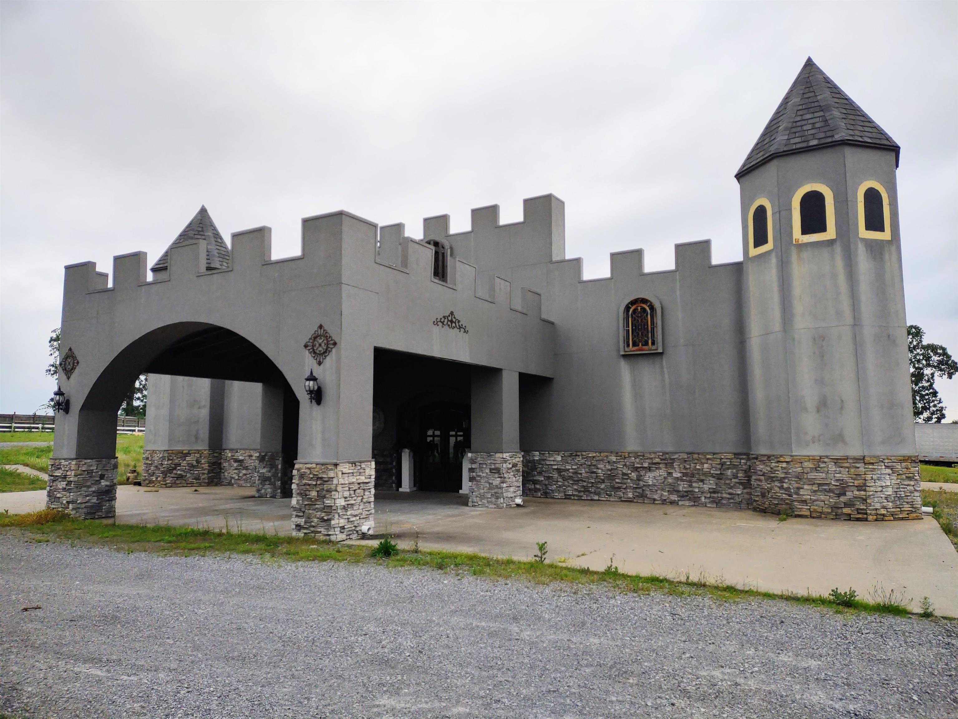 Metes & Bounds - Commercial Sale