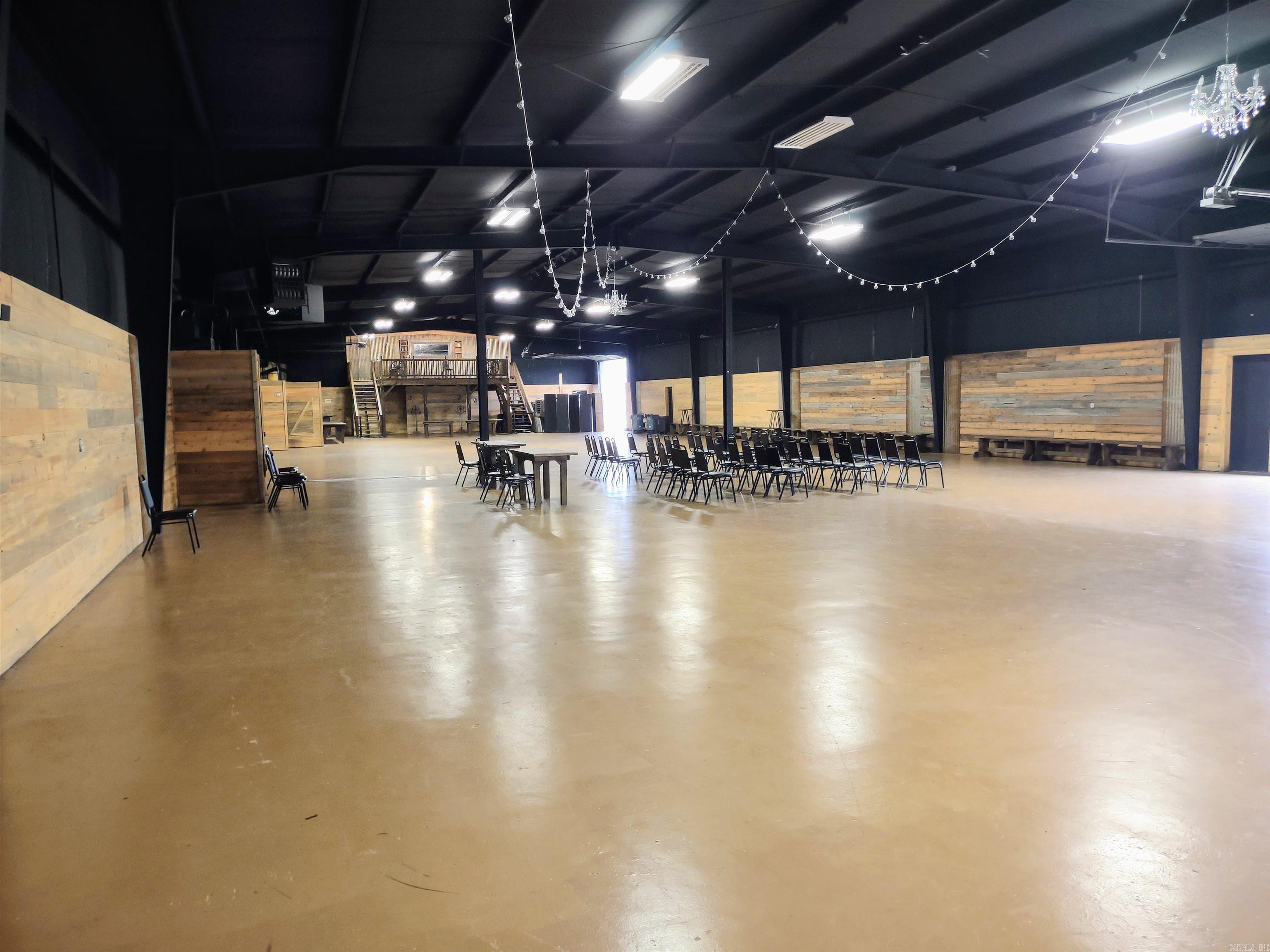 Metes & Bounds - Commercial Sale