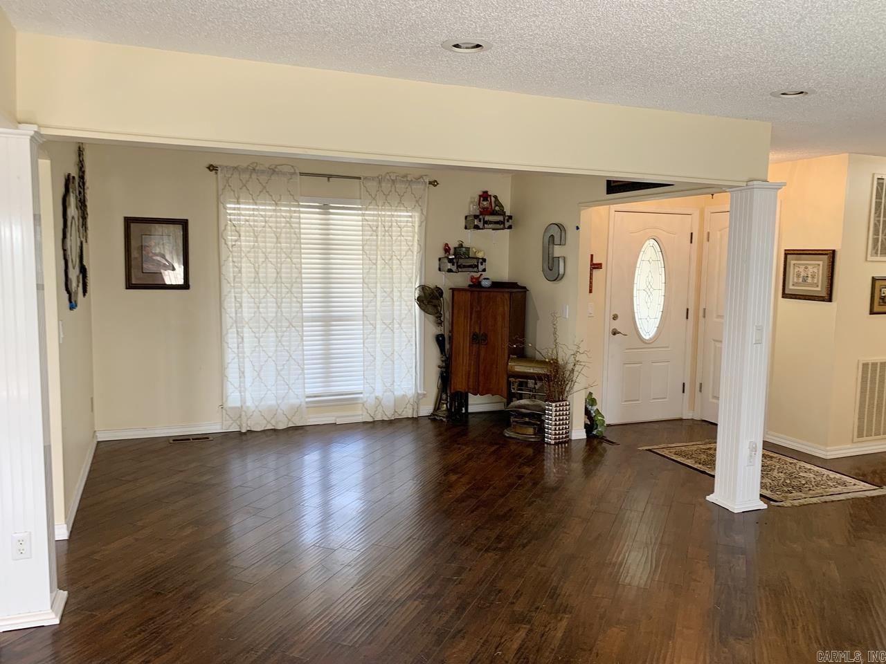 WOODLAND ESTATES - Residential