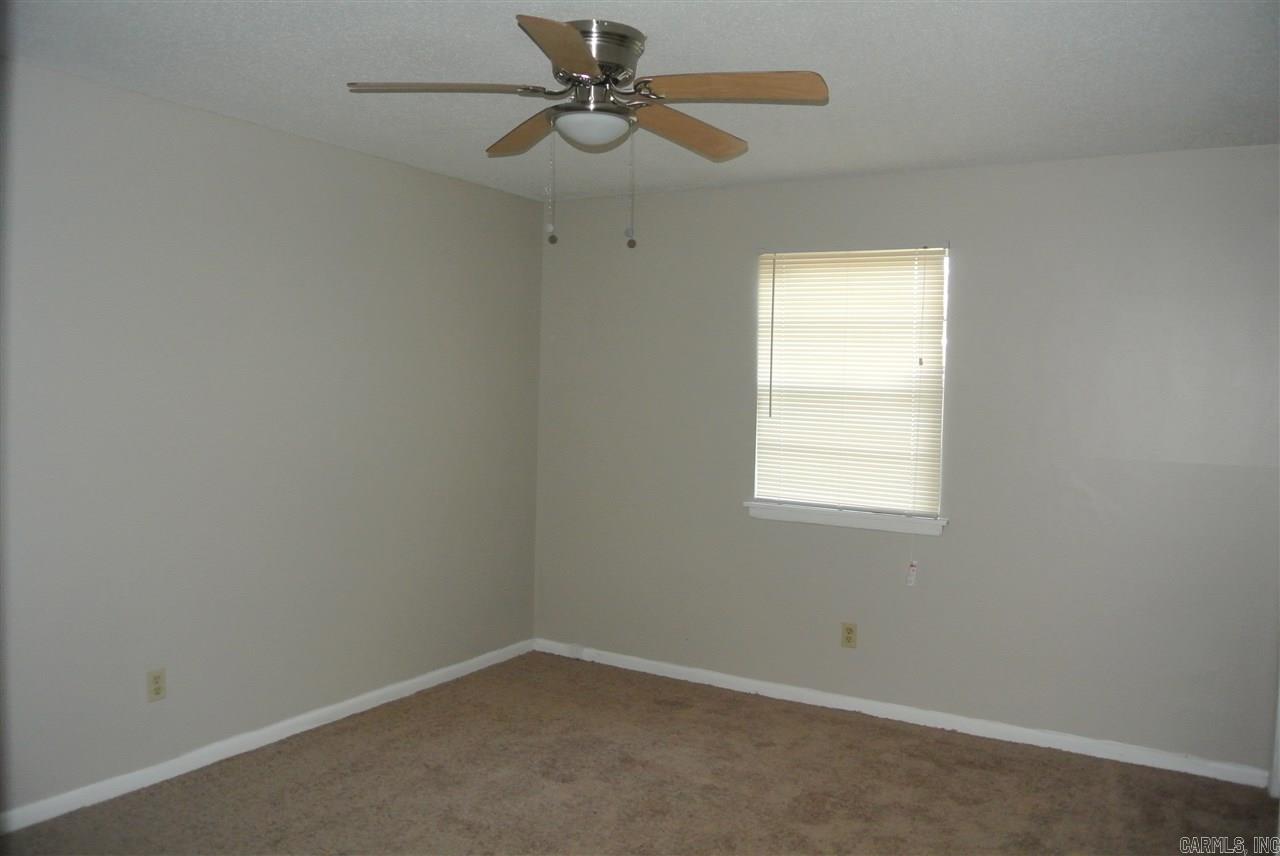 Twin Lakes - Residential Lease