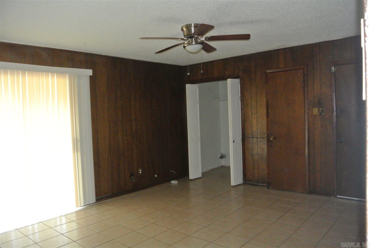 Twin Lakes - Residential Lease