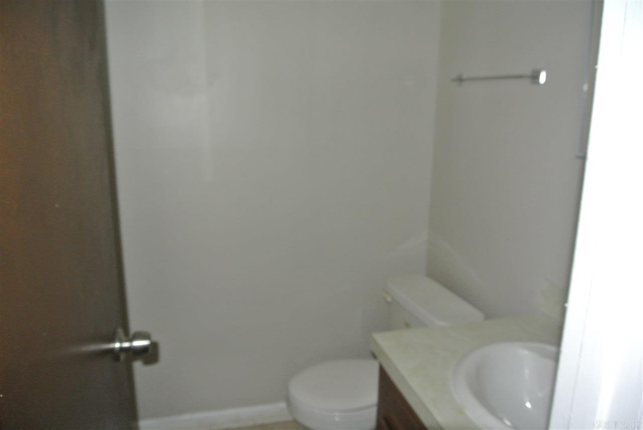 Twin Lakes - Residential Lease