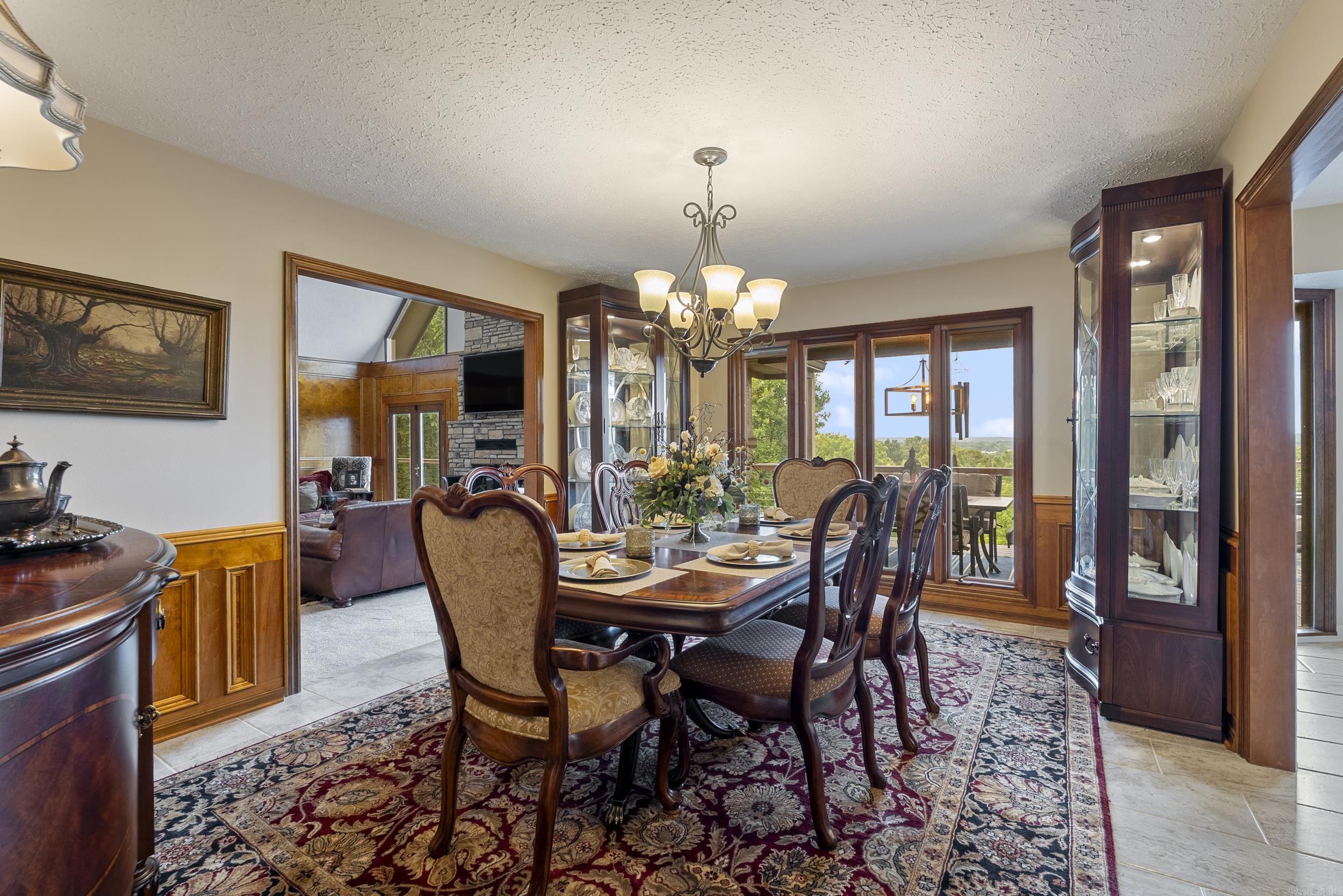 MEADOW RIDGE ESTATES - Residential