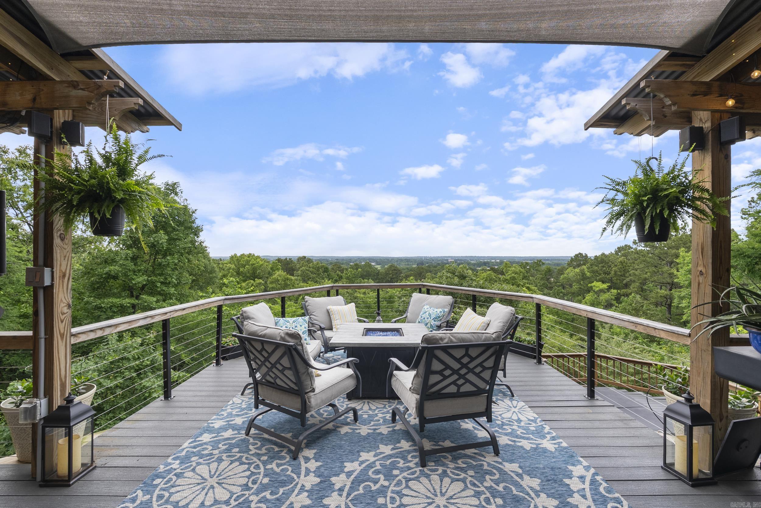 MEADOW RIDGE ESTATES - Residential