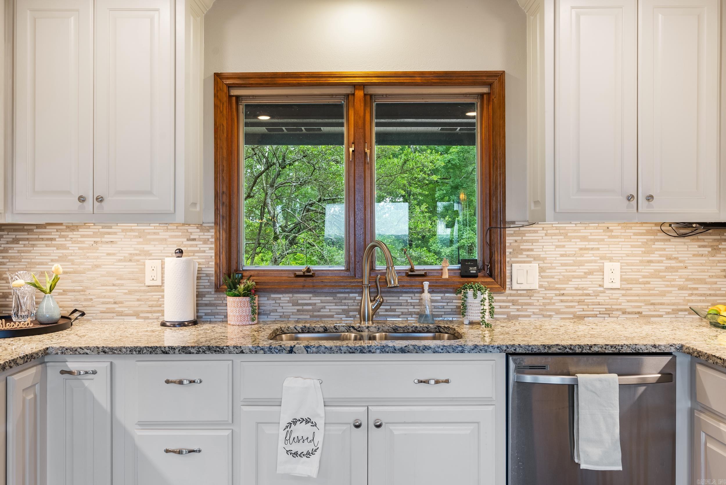 MEADOW RIDGE ESTATES - Residential