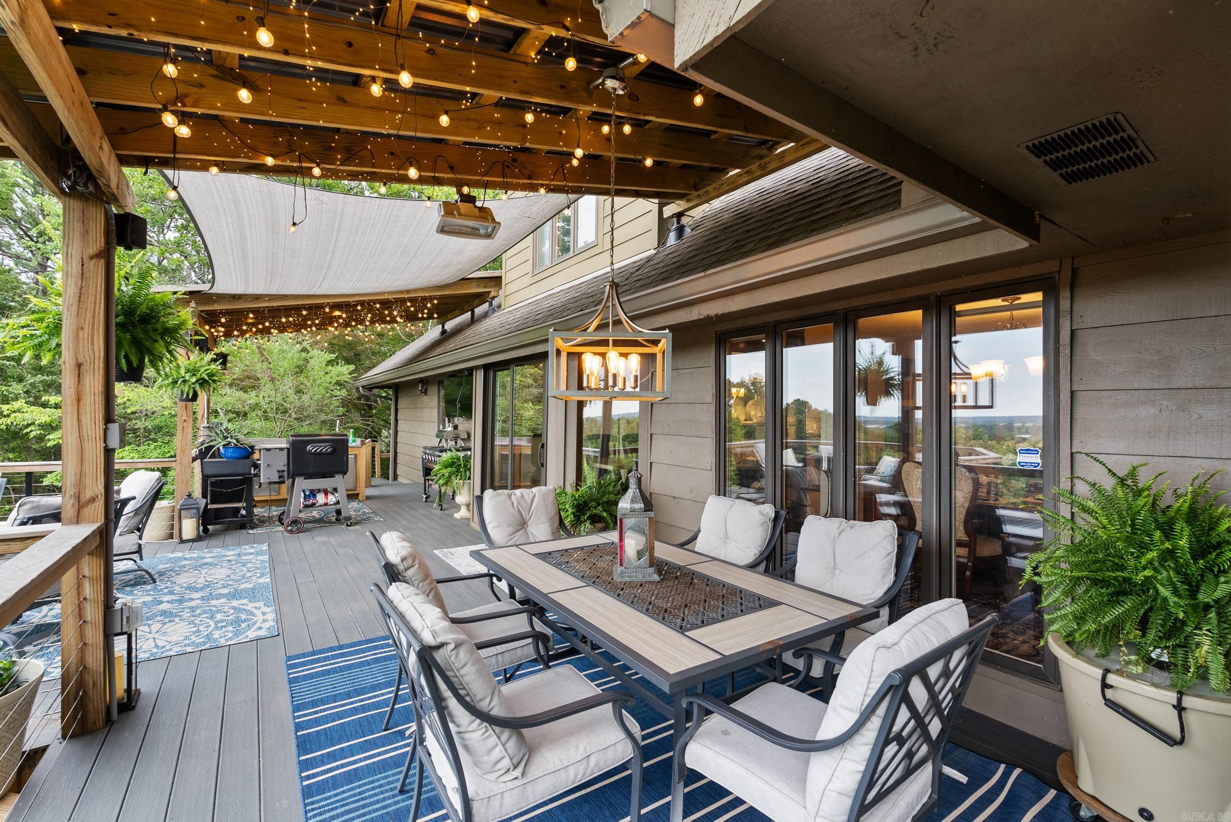 MEADOW RIDGE ESTATES - Residential