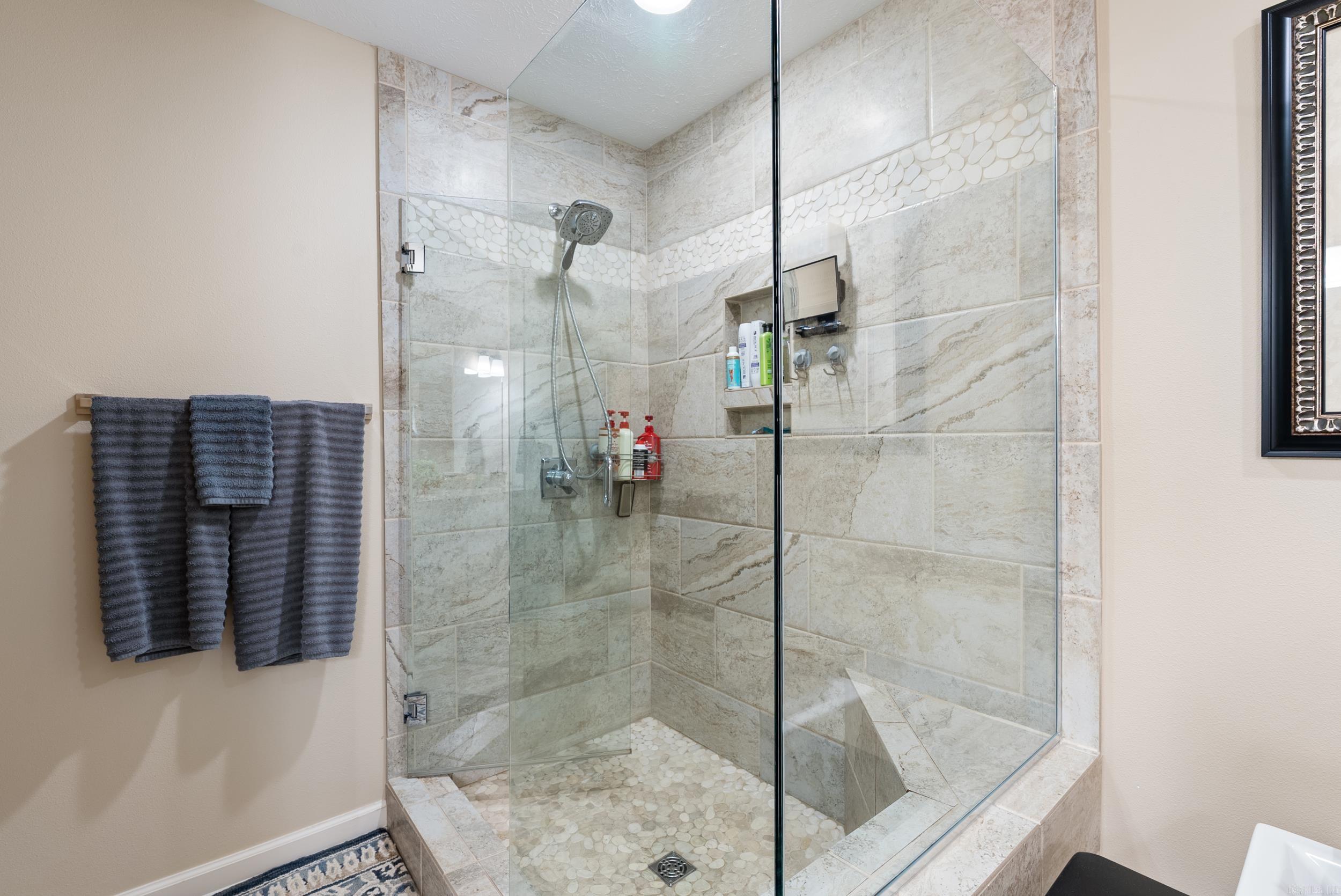 MEADOW RIDGE ESTATES - Residential