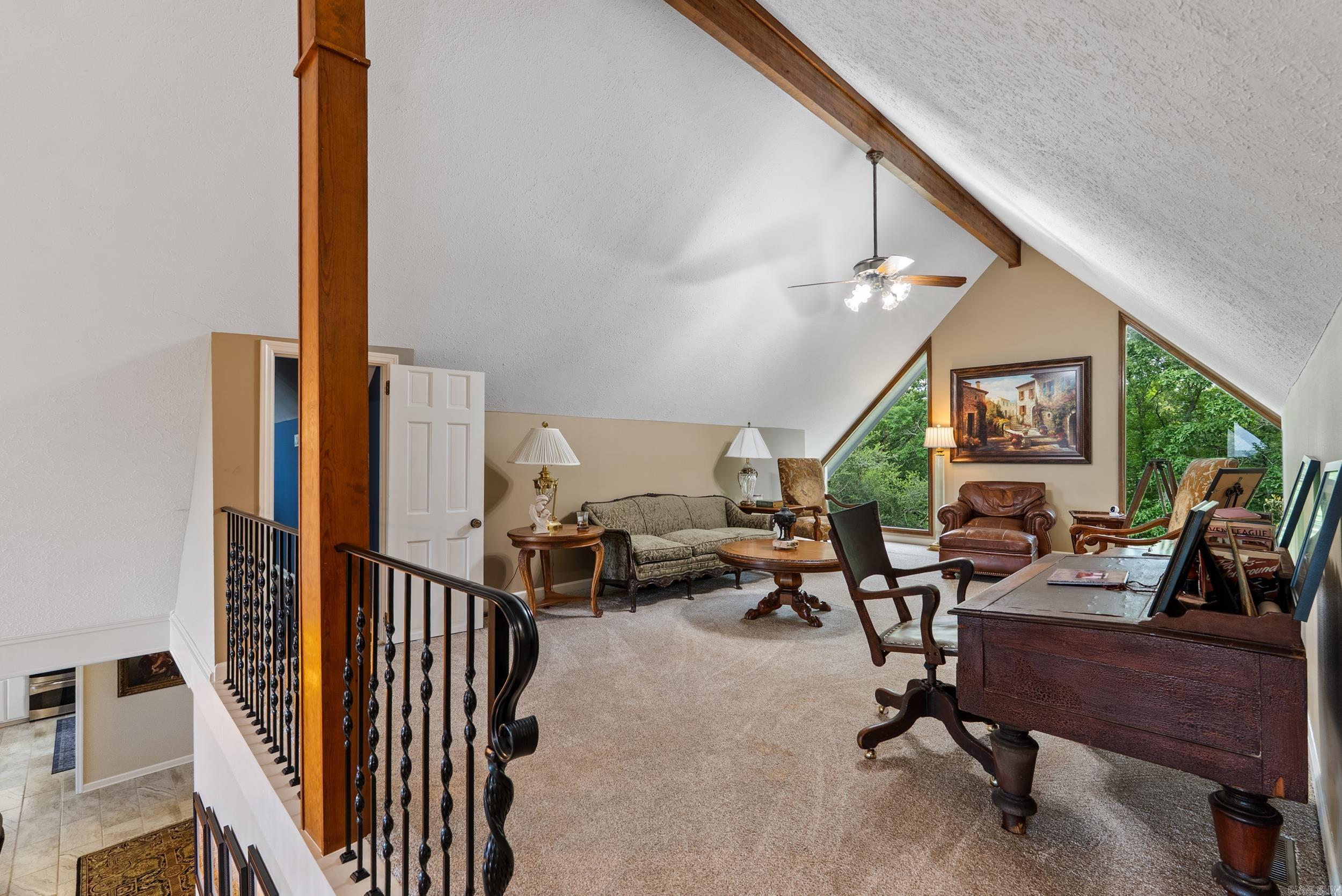 MEADOW RIDGE ESTATES - Residential