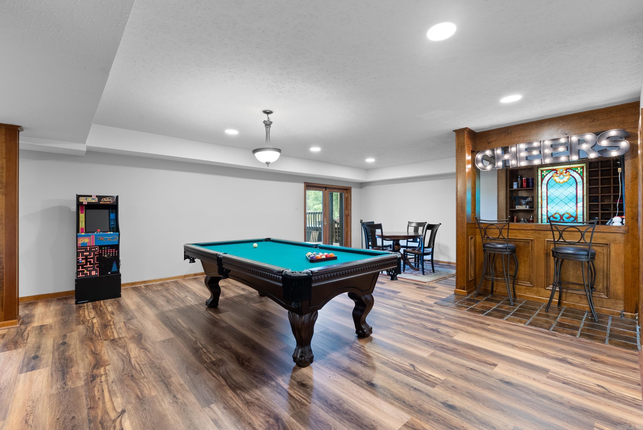 MEADOW RIDGE ESTATES - Residential