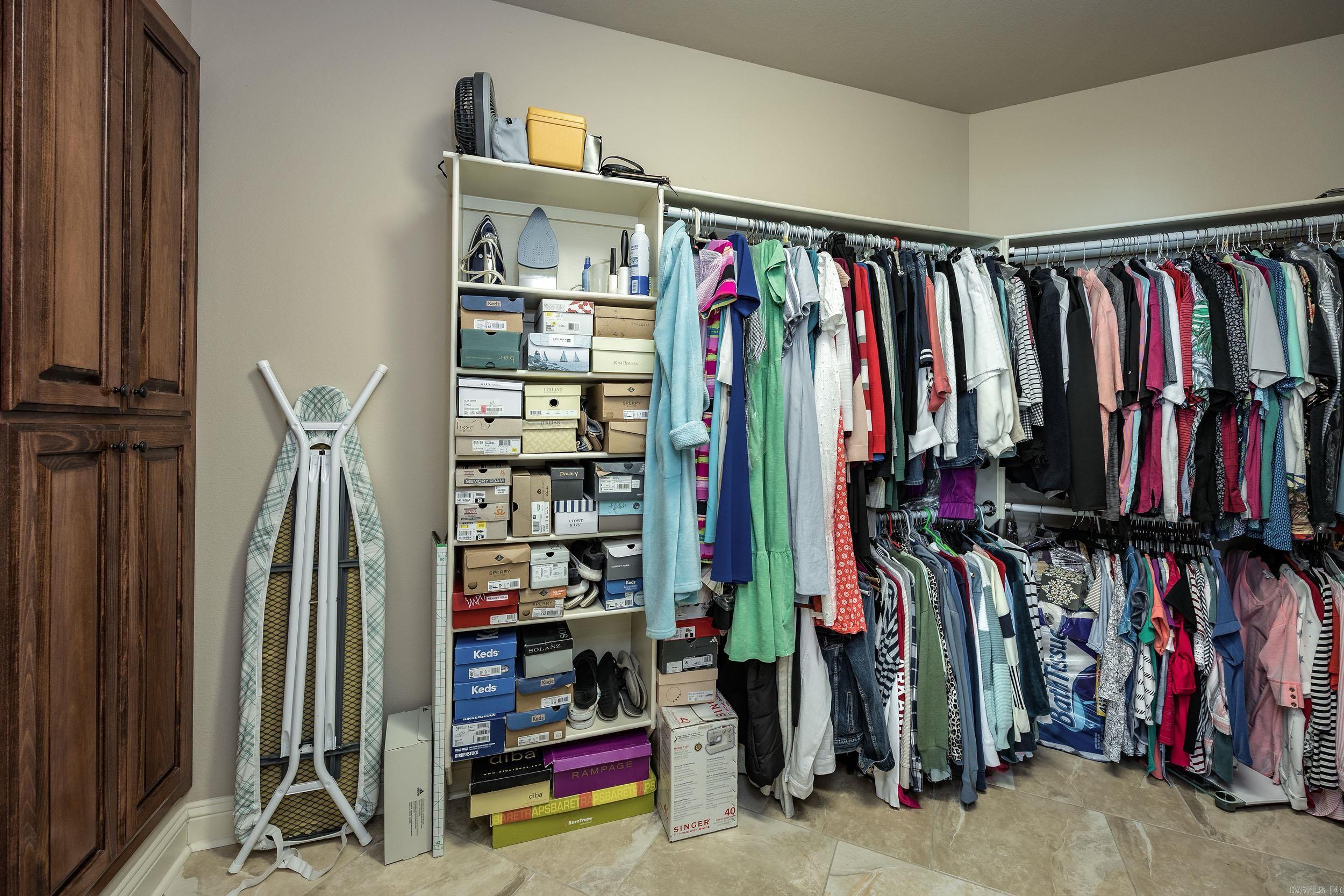 Oakridge Lake Estates - Residential