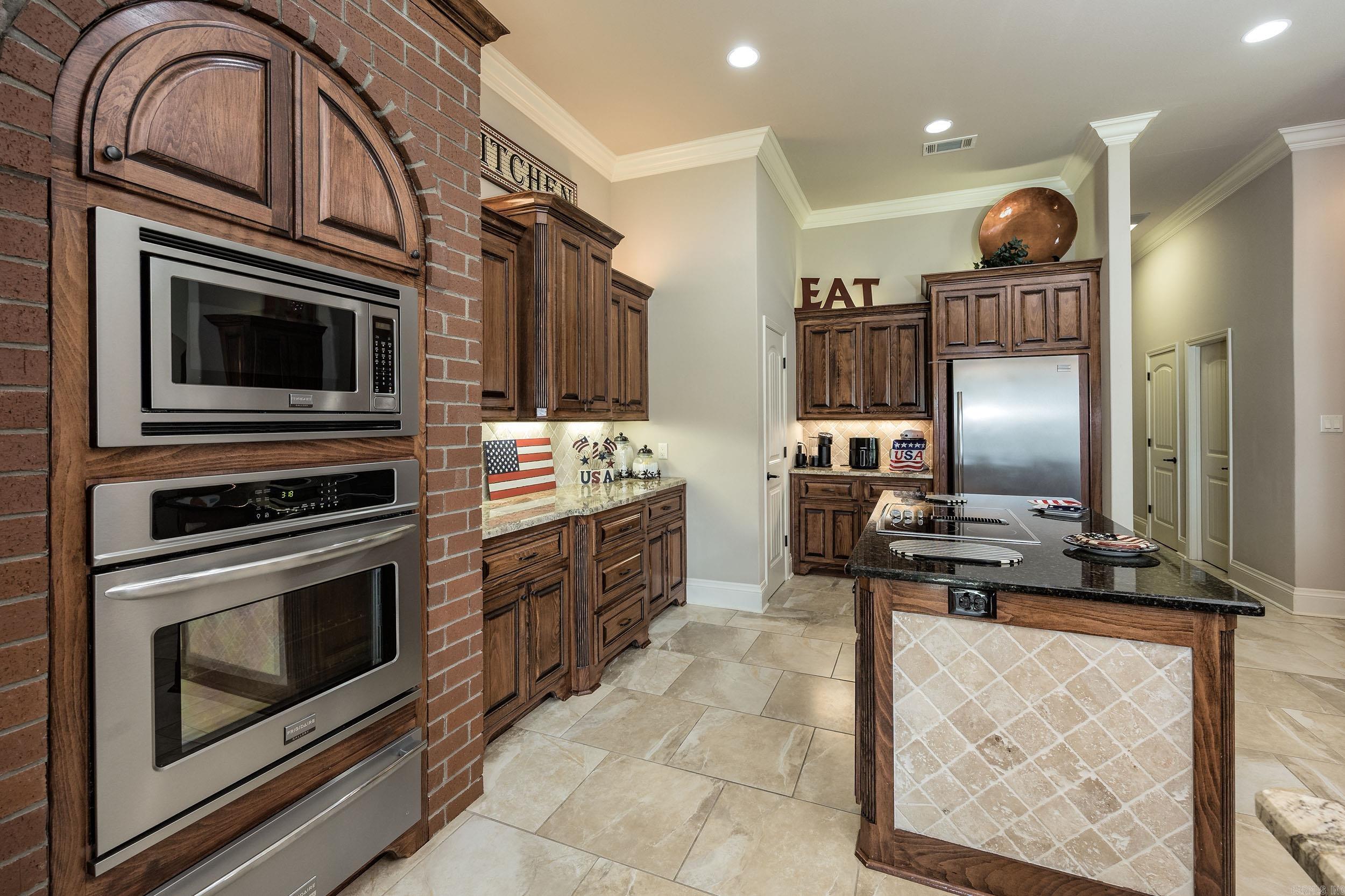 Oakridge Lake Estates - Residential