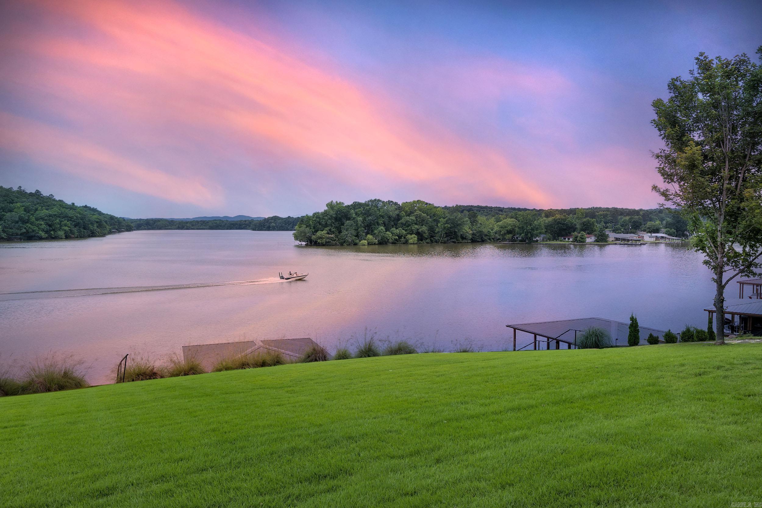 Oakridge Lake Estates - Residential