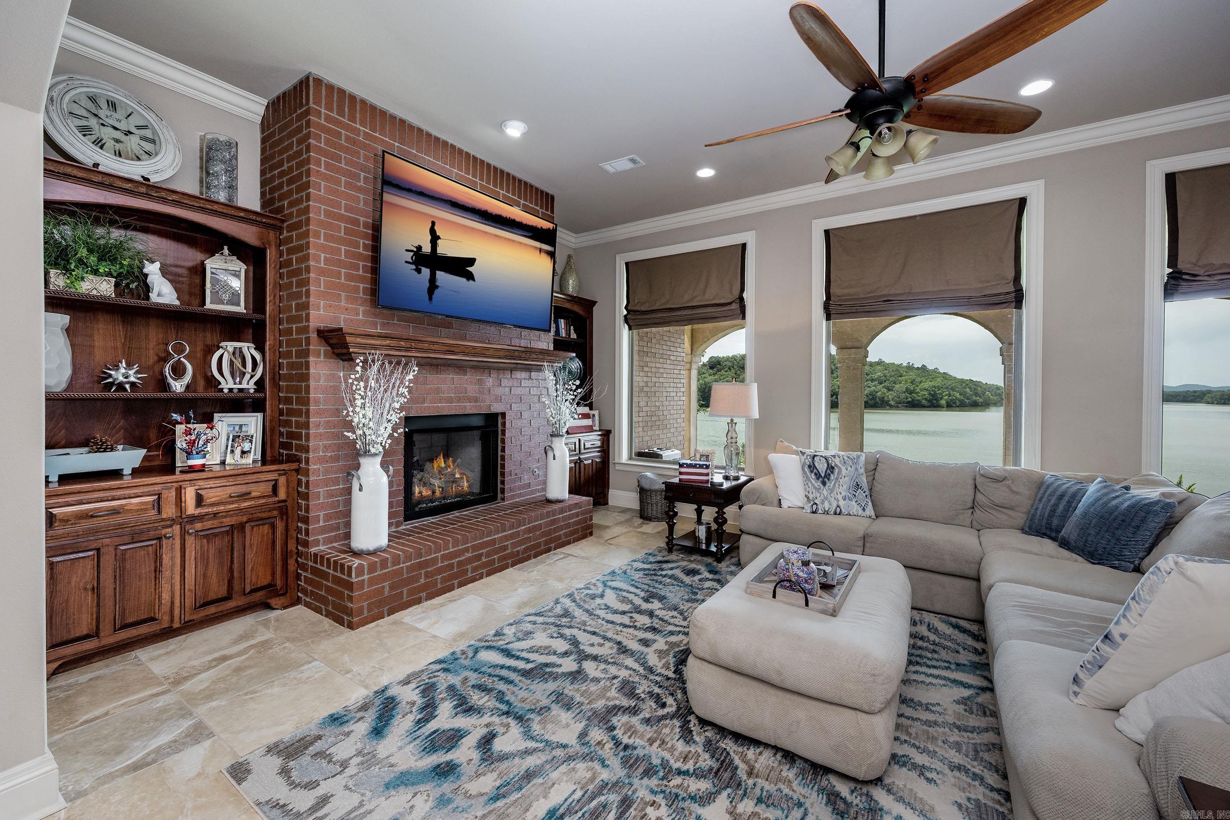 Oakridge Lake Estates - Residential