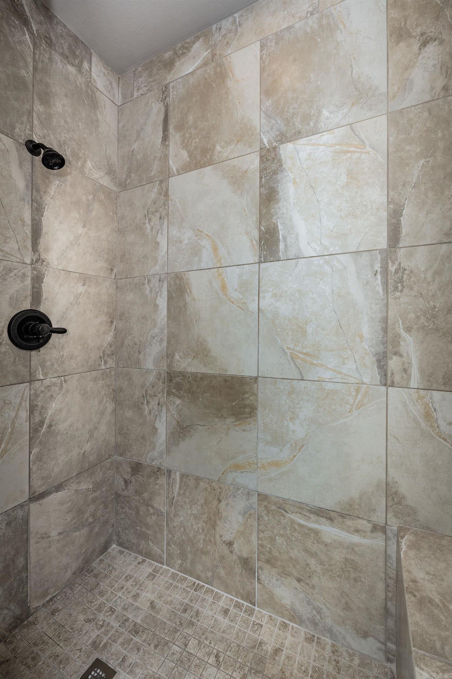 Oakridge Lake Estates - Residential