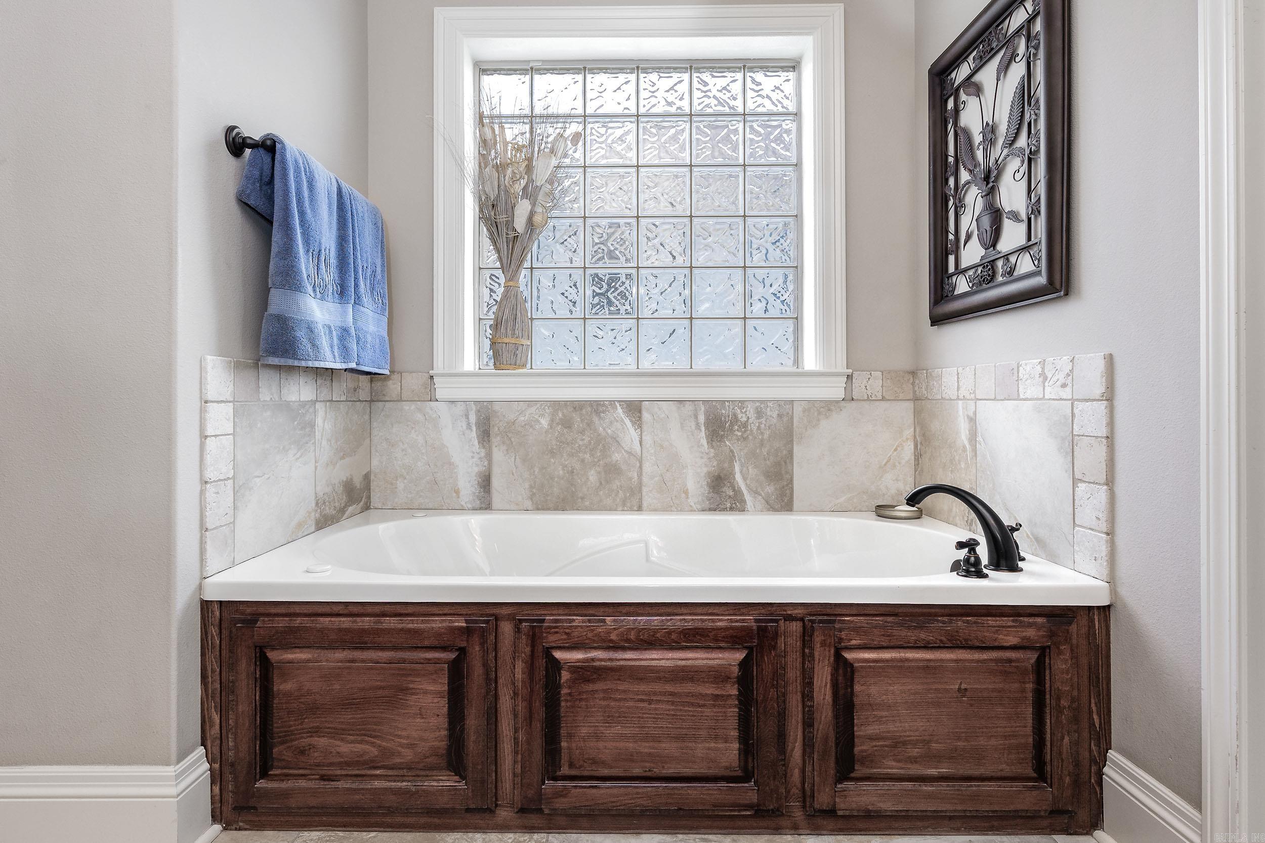 Oakridge Lake Estates - Residential