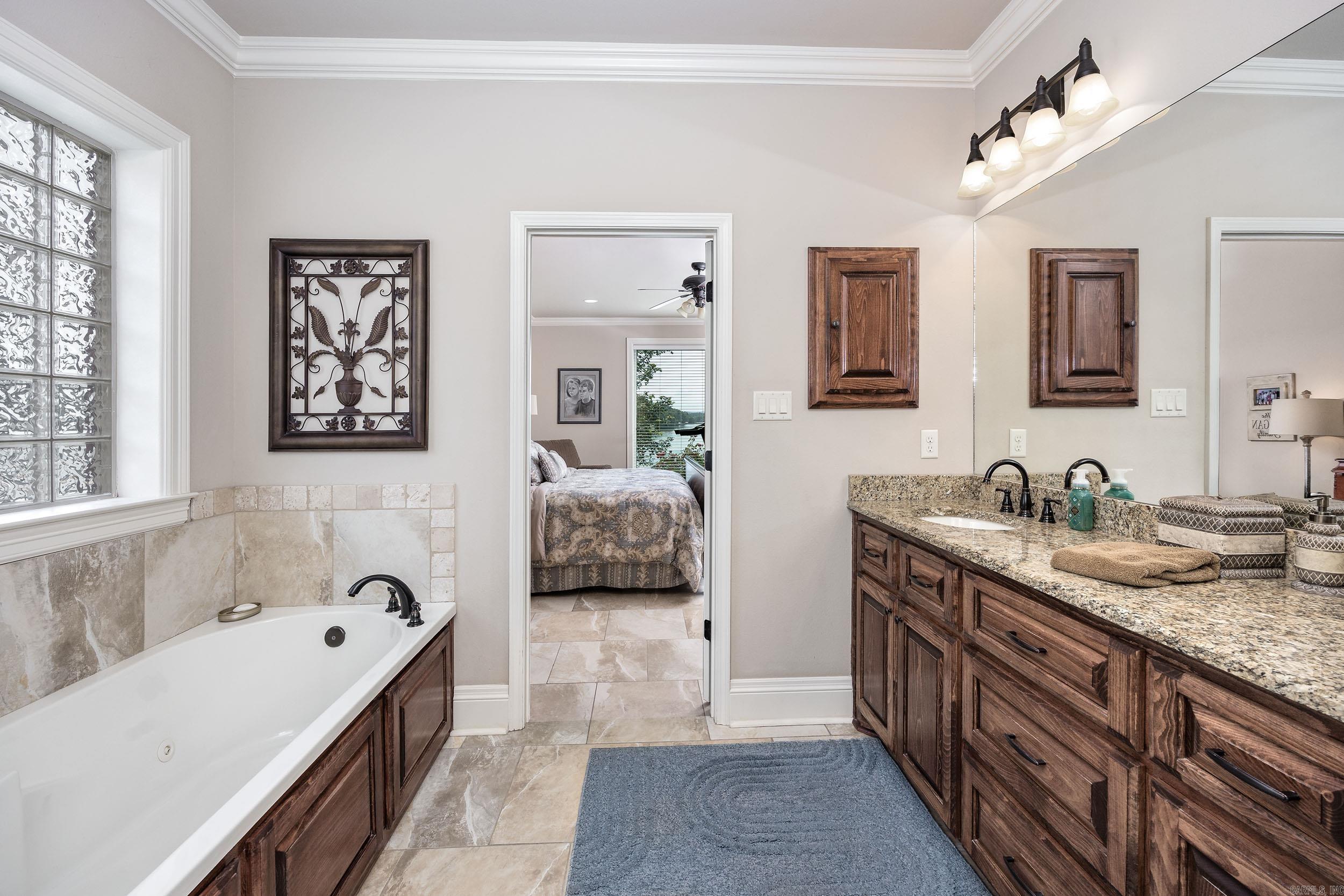 Oakridge Lake Estates - Residential