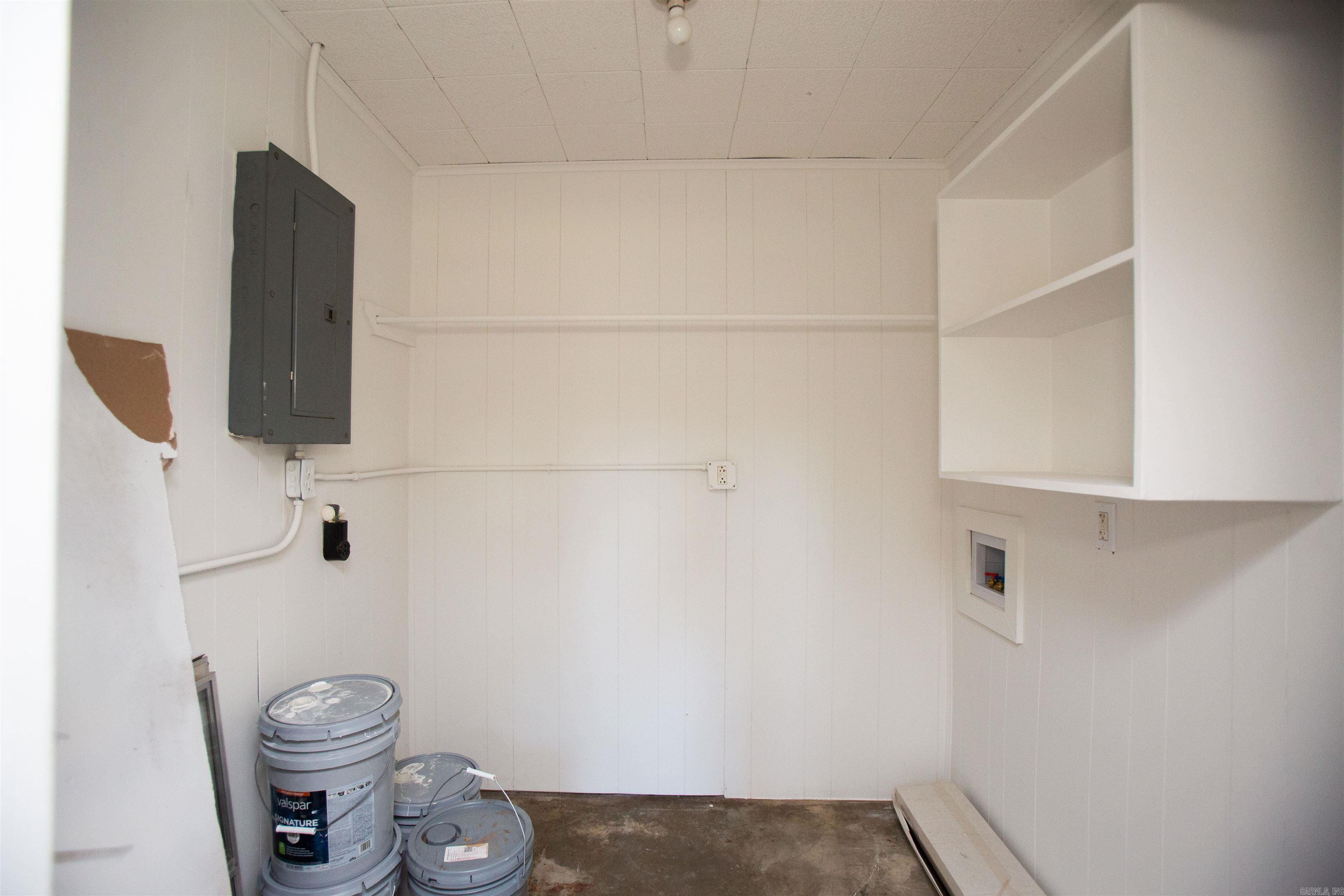 WAKEFIELD VILLAGE - Residential