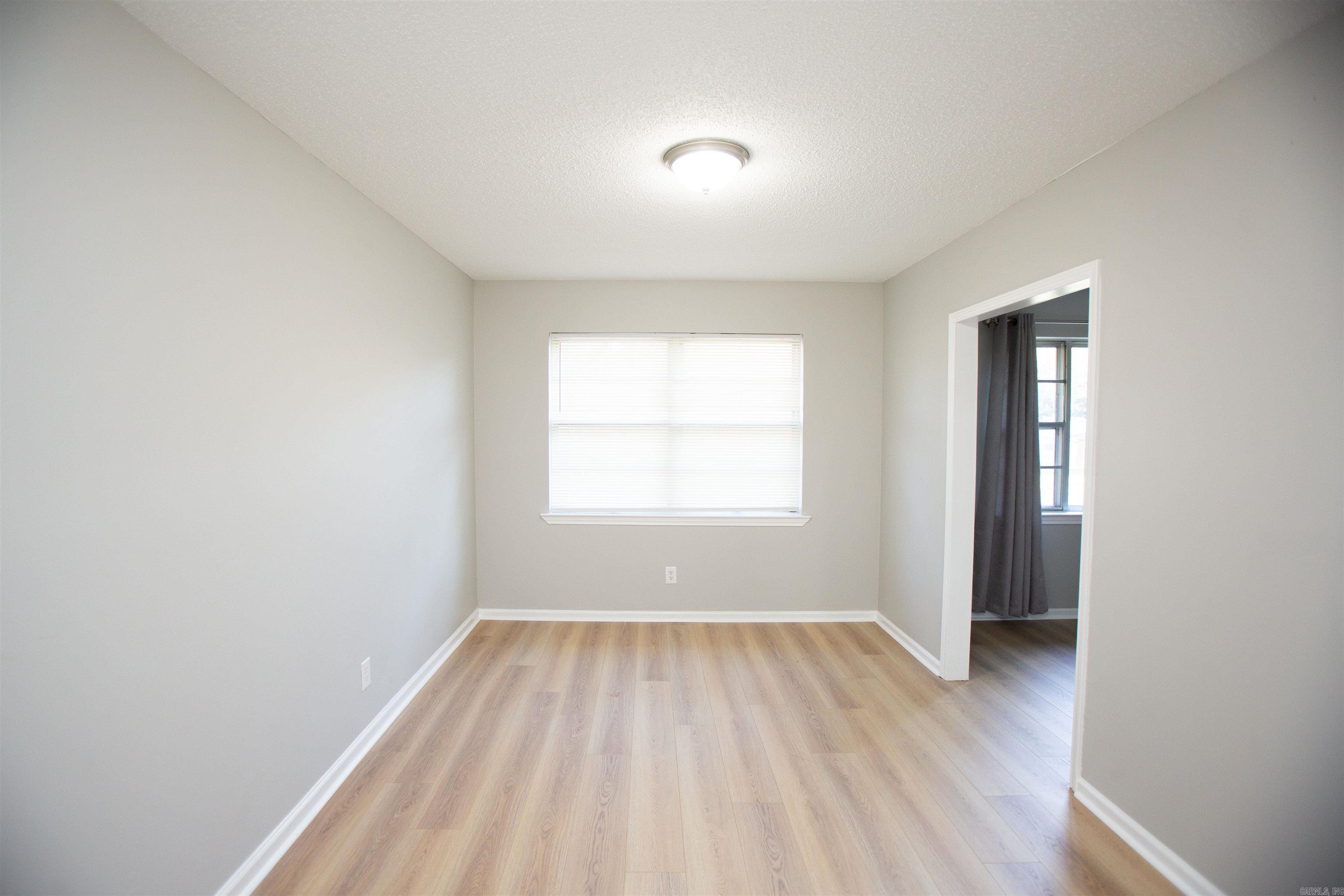 WAKEFIELD VILLAGE - Residential