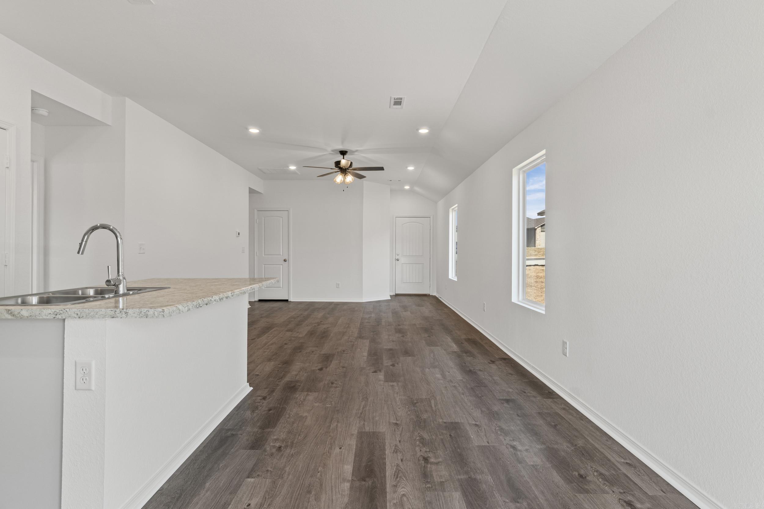 THE MEADOWS - Residential